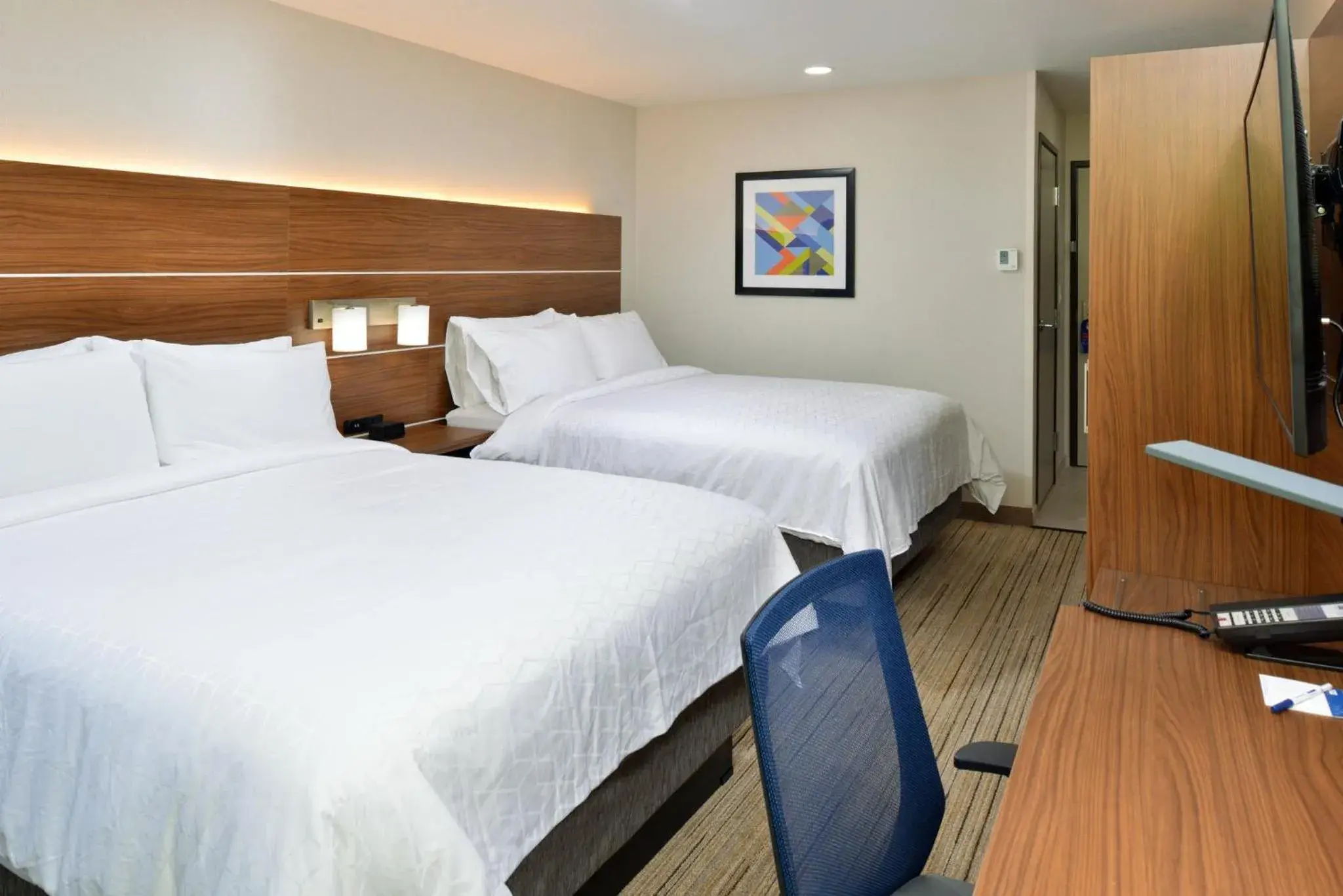 Standard Room with Two Queen Beds in Holiday Inn Express - Santa Rosa North by IHG Standard Room with Two Queen Beds in Holiday Inn Express - Santa Rosa North by IHG