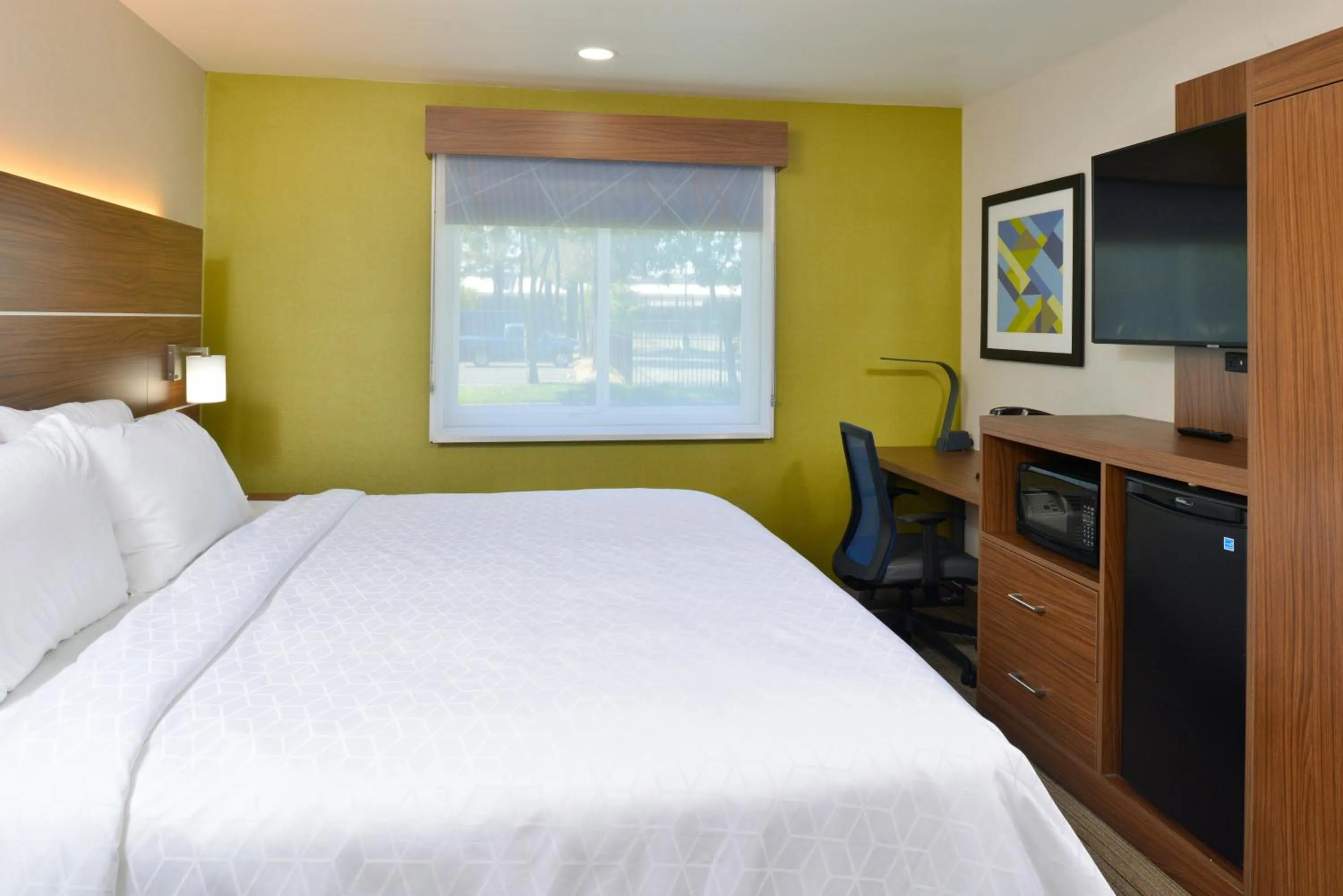 Photo of the whole room, Bed in Holiday Inn Express - Santa Rosa North by IHG