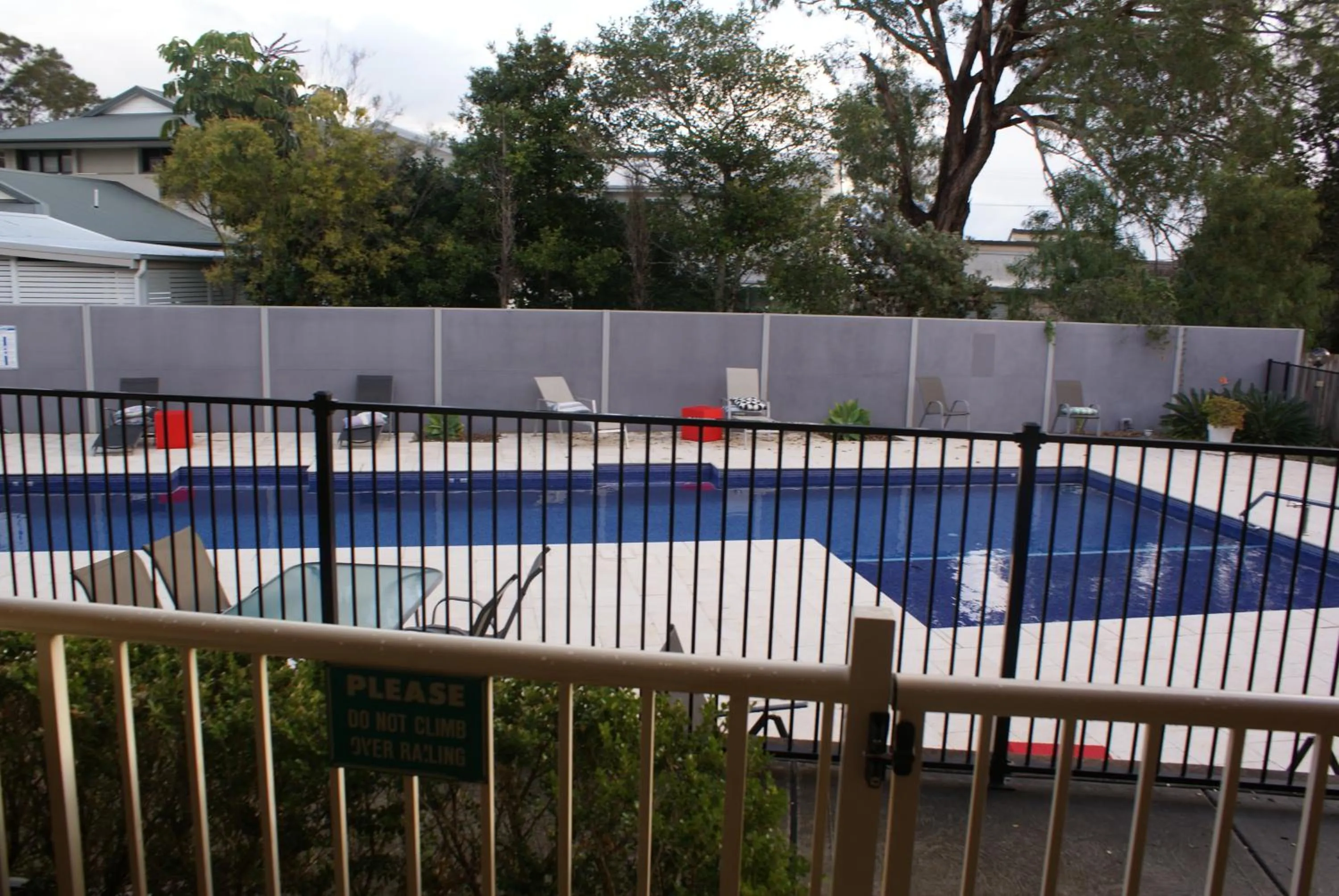 Pool view in Hawks Nest Motel