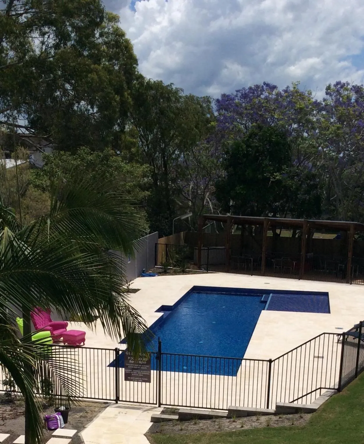 Swimming pool in Hawks Nest Motel