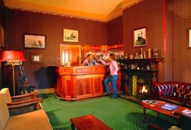 Lounge or bar in Ormiston House