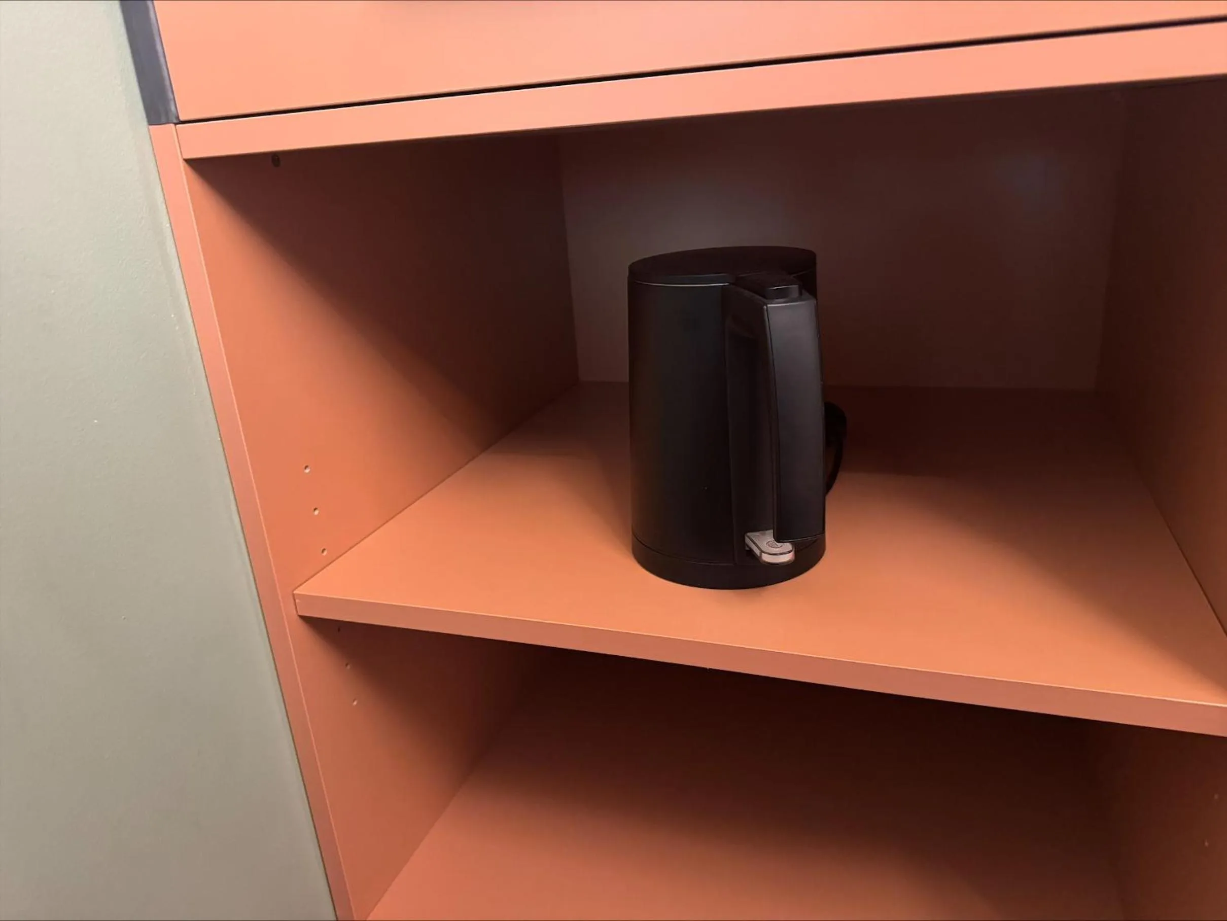 Coffee/tea facilities in The Clarence Hotel Sydney