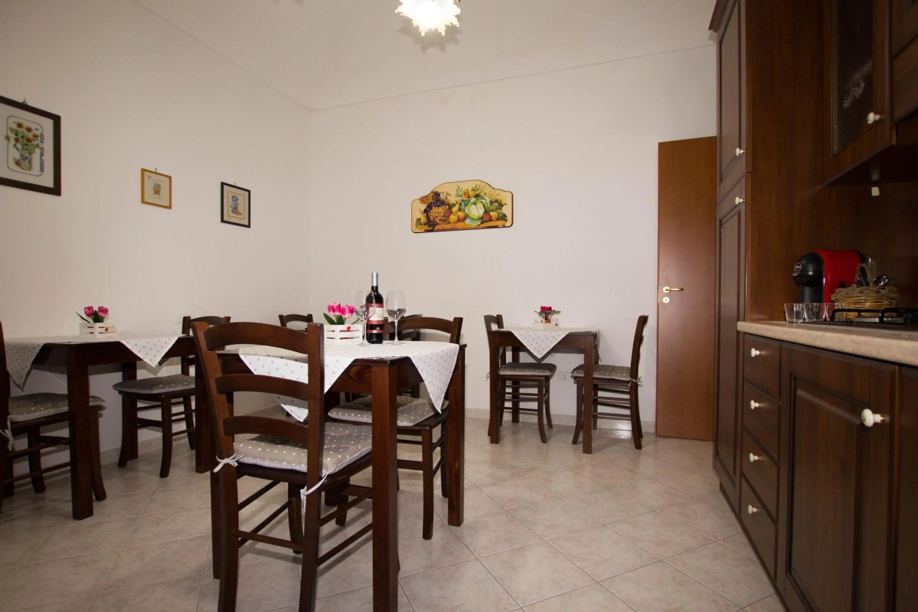 Communal kitchen in Noto Bedda Bed&Breakfast
