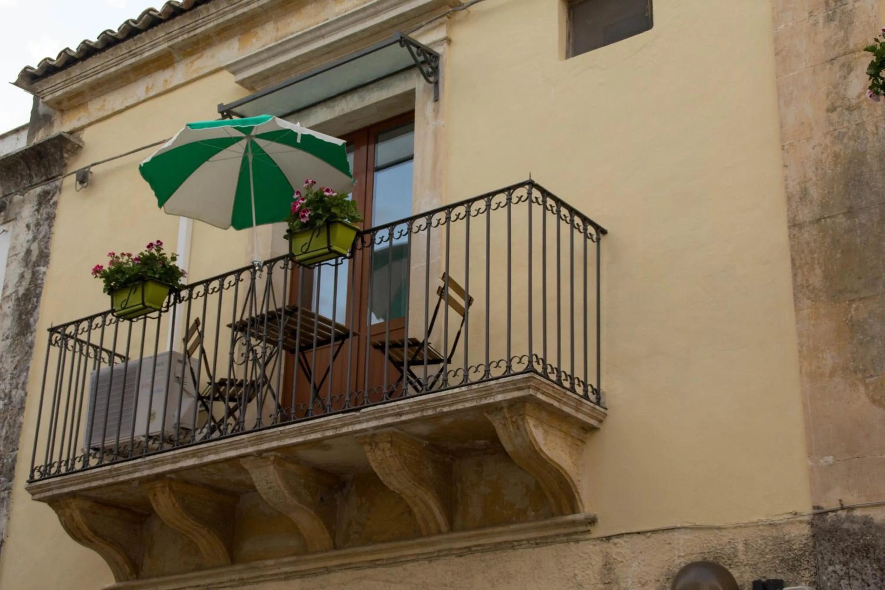 Balcony/Terrace in Noto Bedda Bed&Breakfast