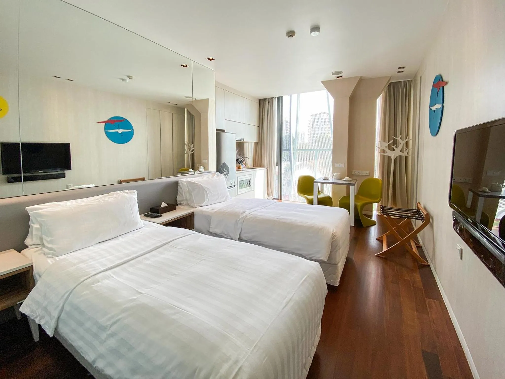 Bed in ST Residences Novena