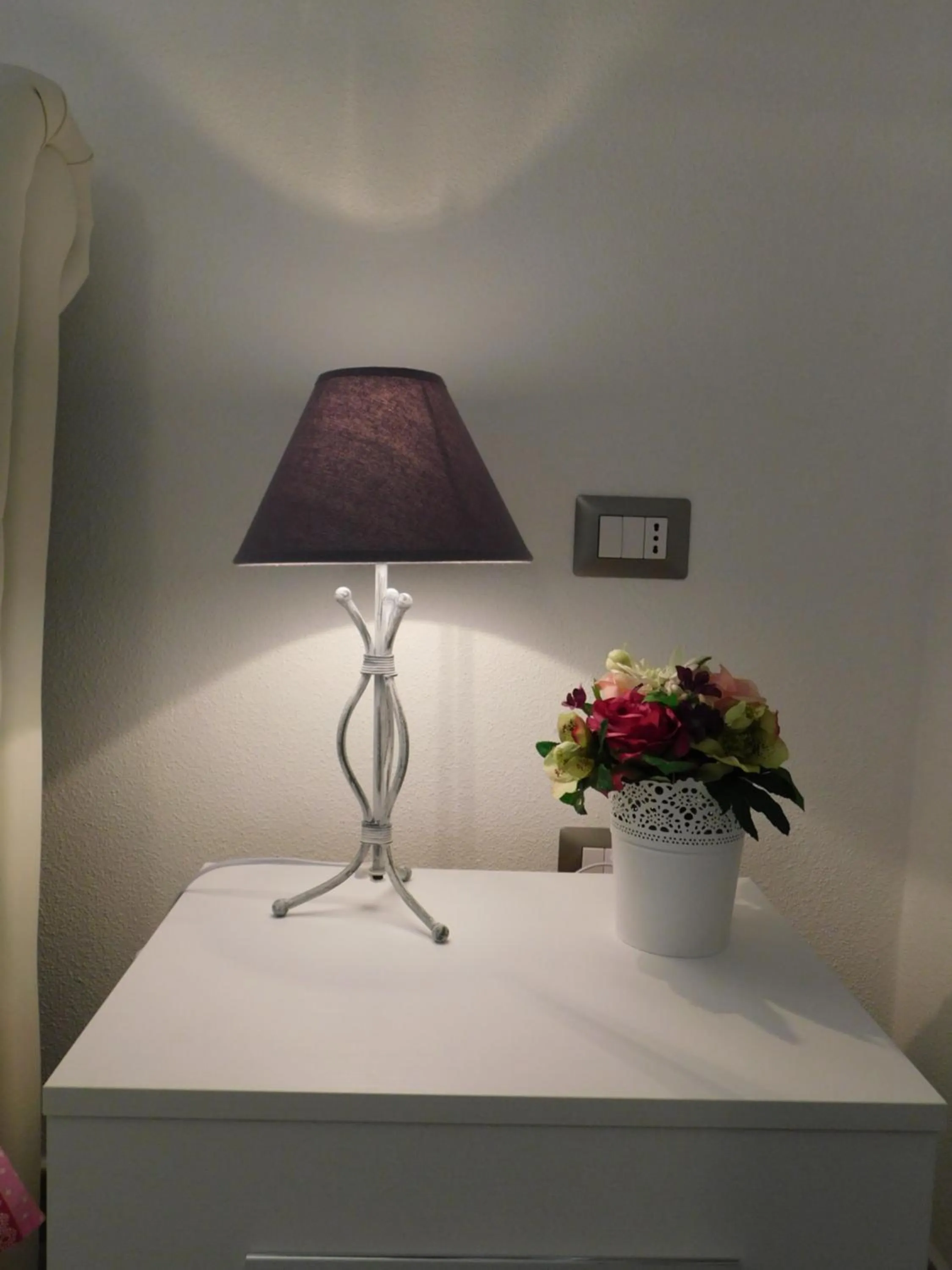 Decorative detail in B&B Sos Manneddos