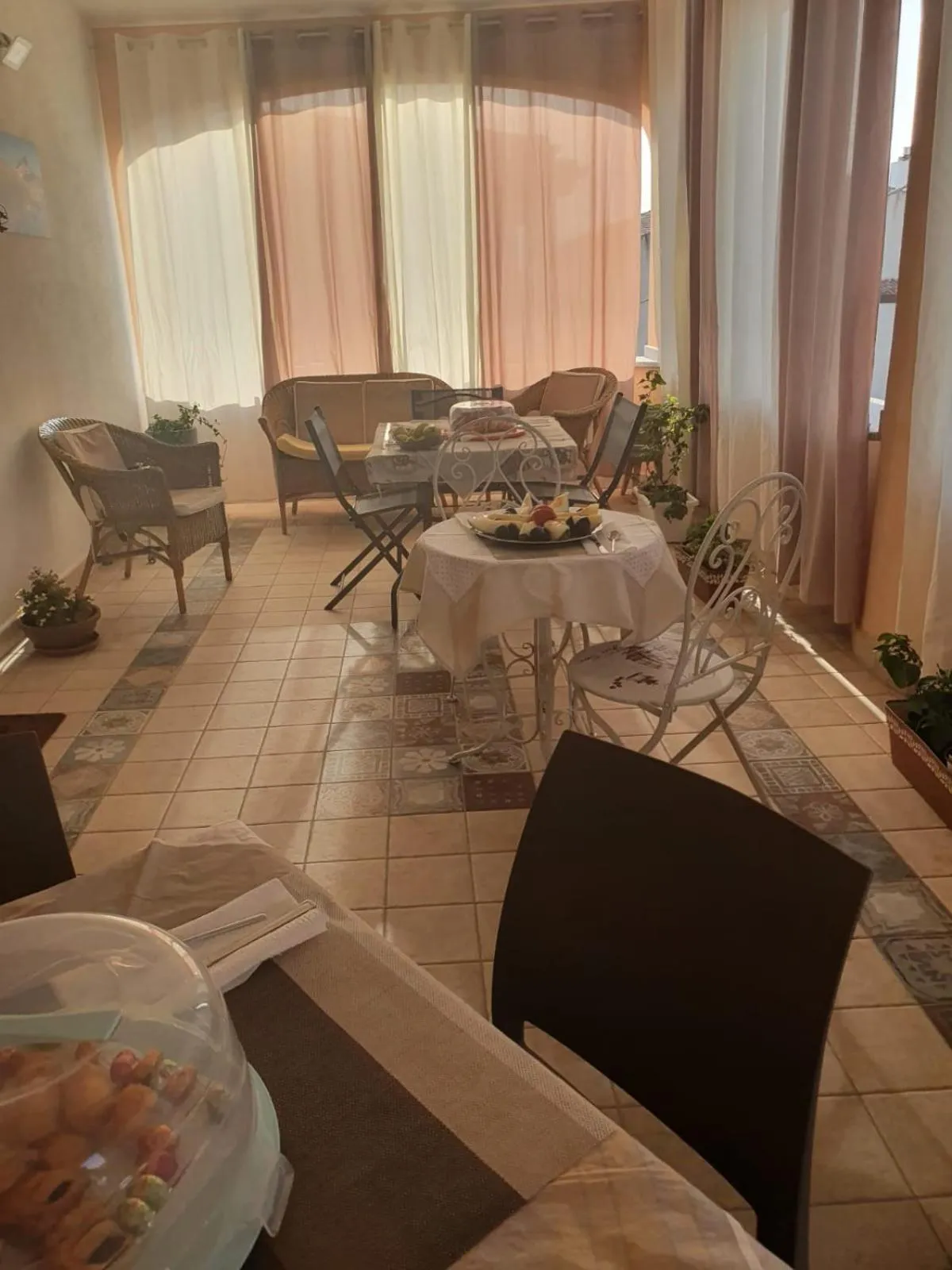 Dining area in B&B Sos Manneddos