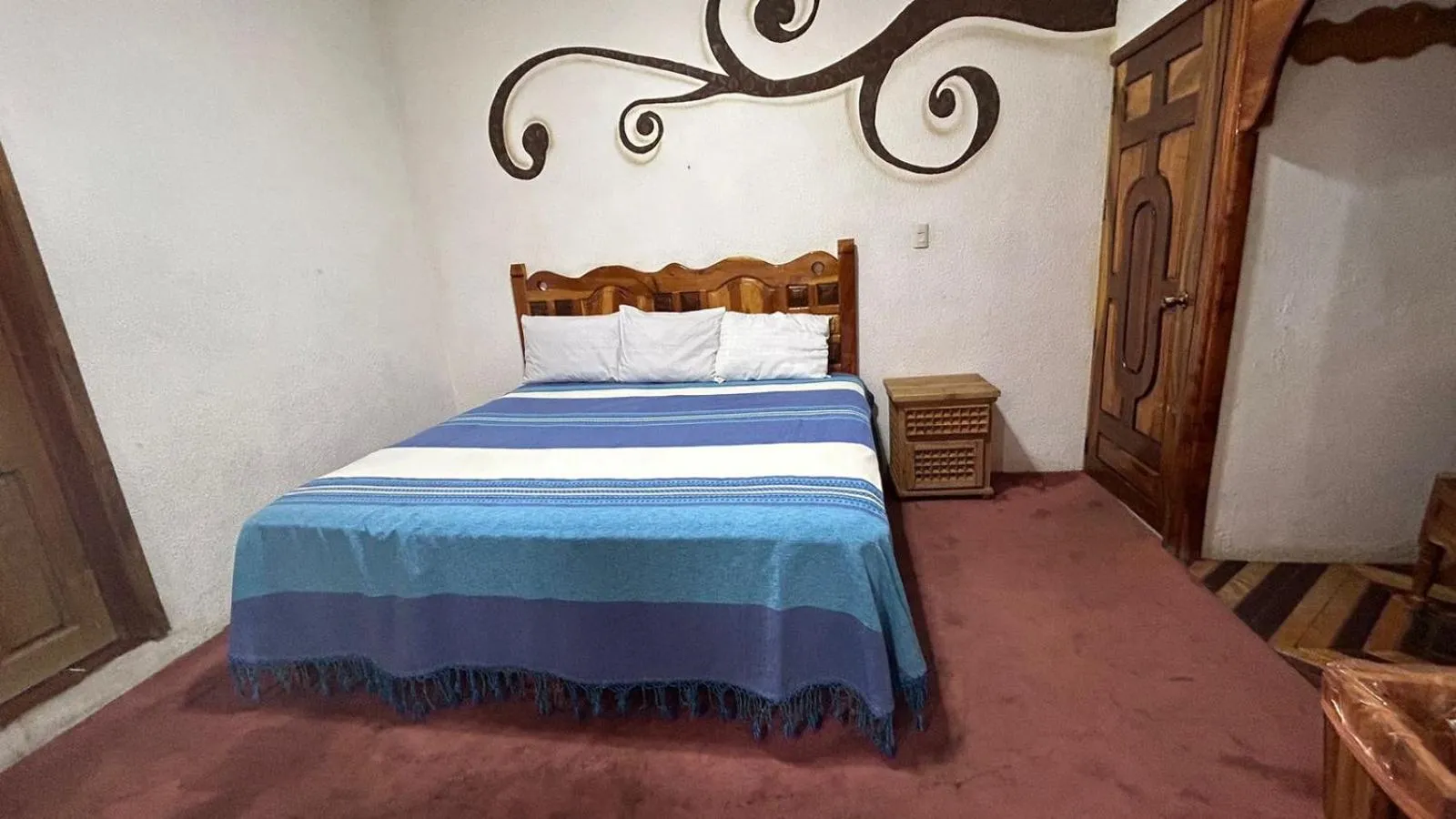 Bed in Hotel Colonial Taxco
