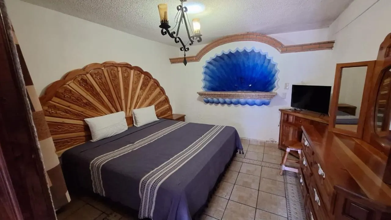 Bed in Hotel Colonial Taxco