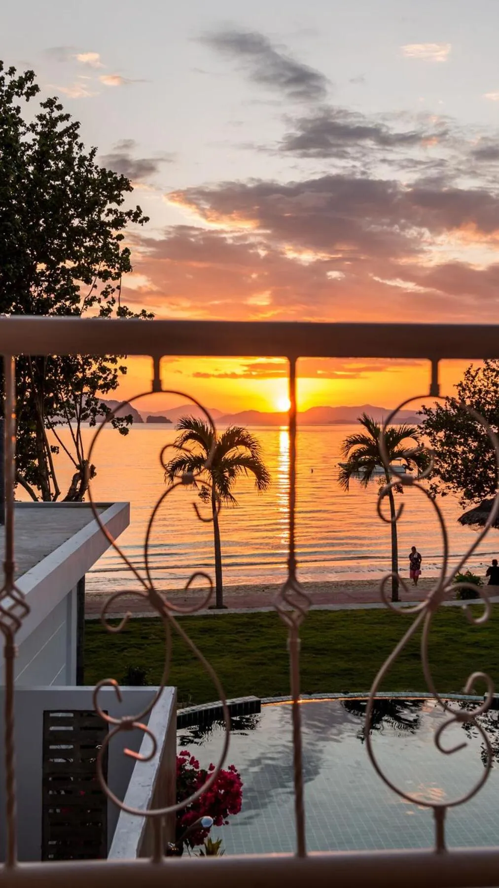 Sea View Shared Pool Villa in Yao Yai Beach Resort