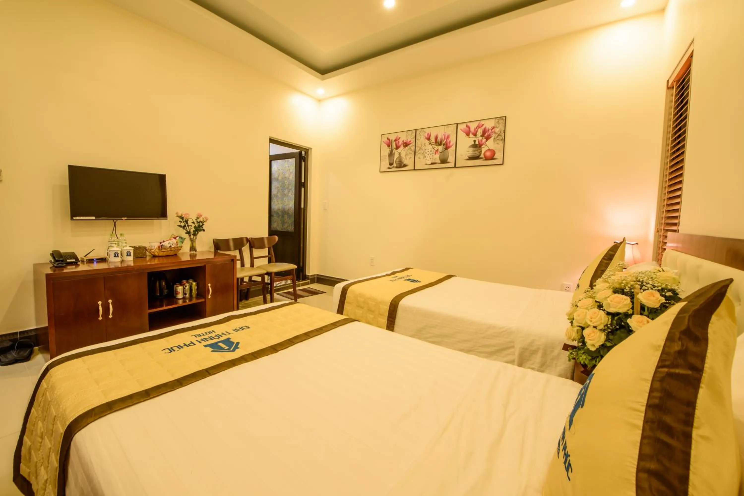 Bedroom, Bed in ĐẠI THÀNH PHÚC