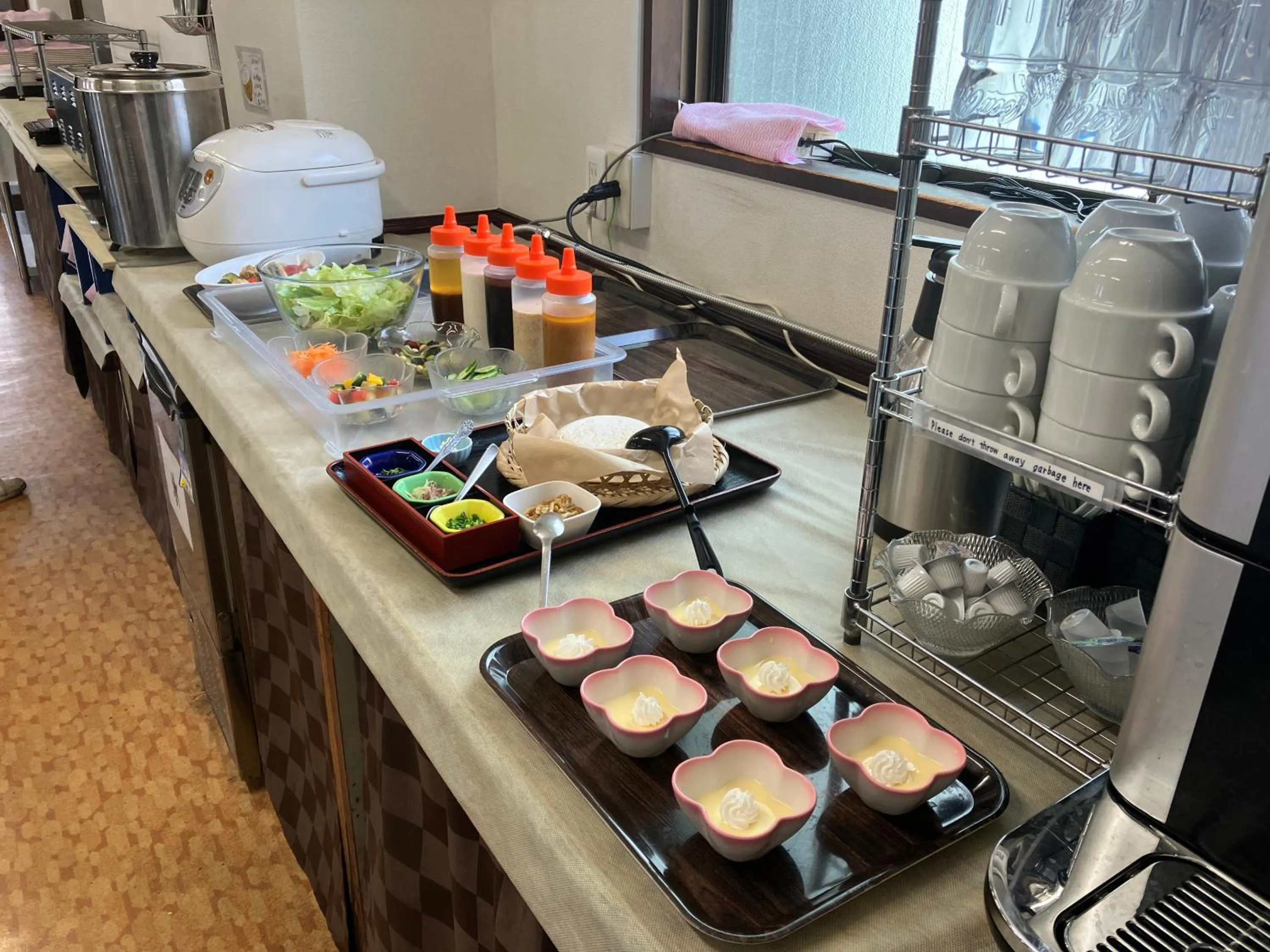 Restaurant/places to eat in Sky Heart Hotel Shimonoseki