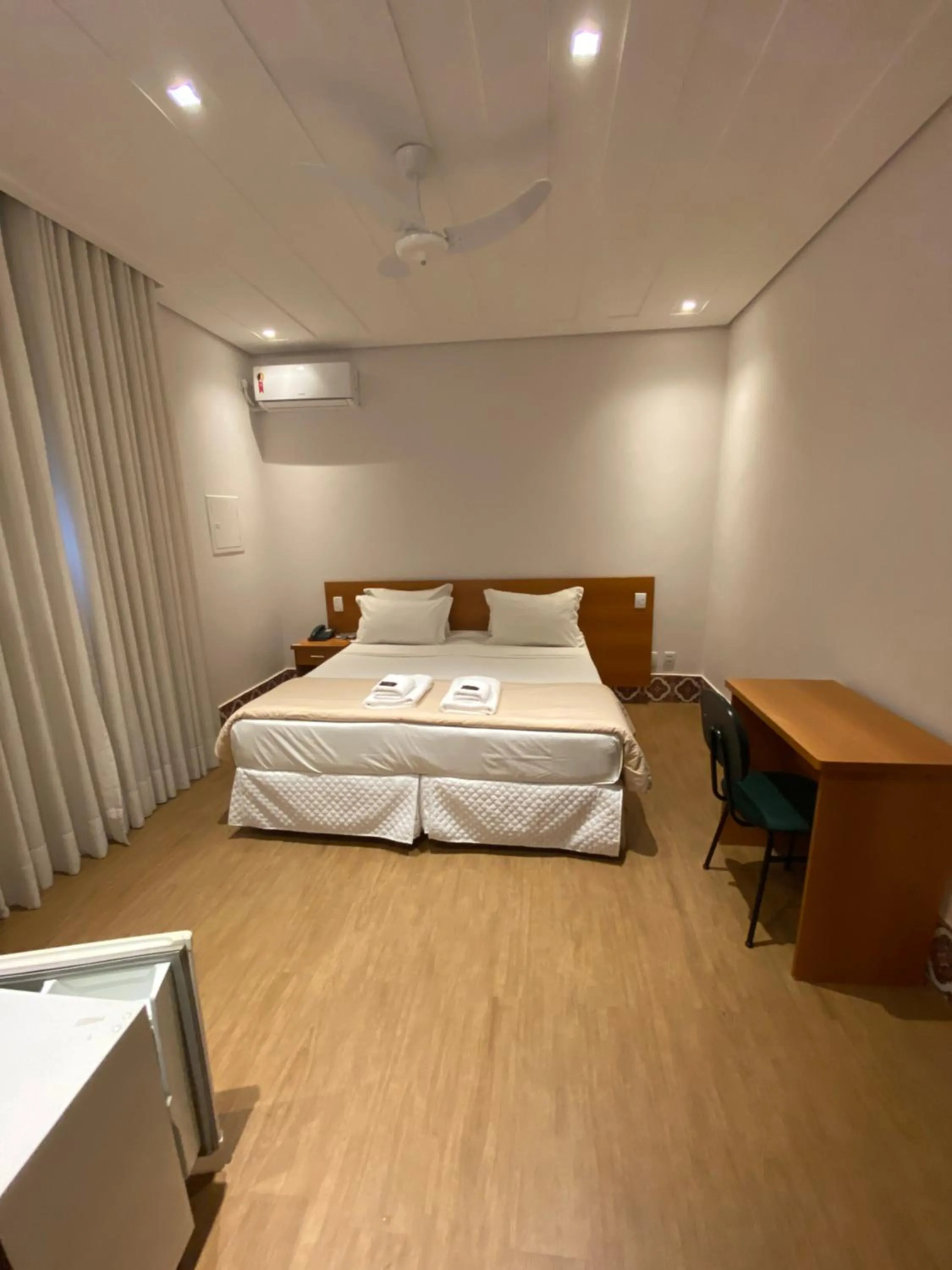 Bedroom, Bed in Hotel Estilo de Minas