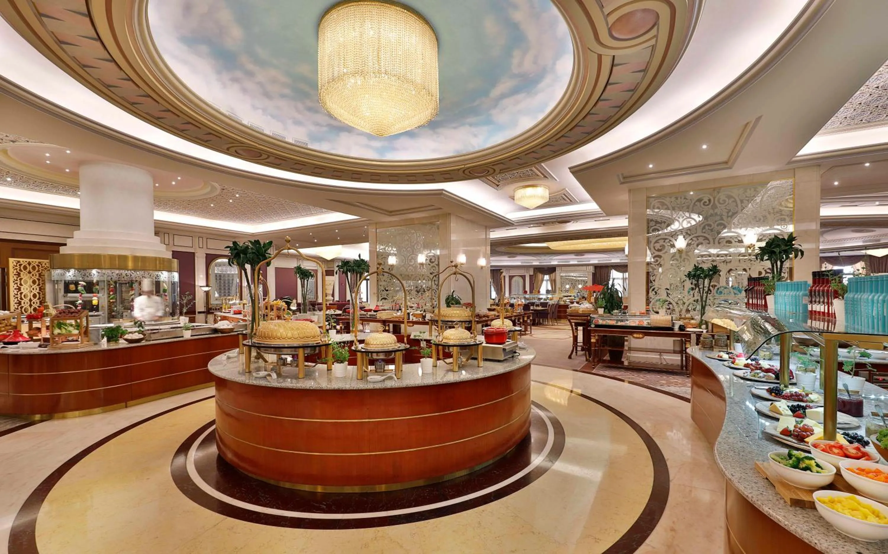 Restaurant/places to eat in The Ritz-Carlton, Riyadh