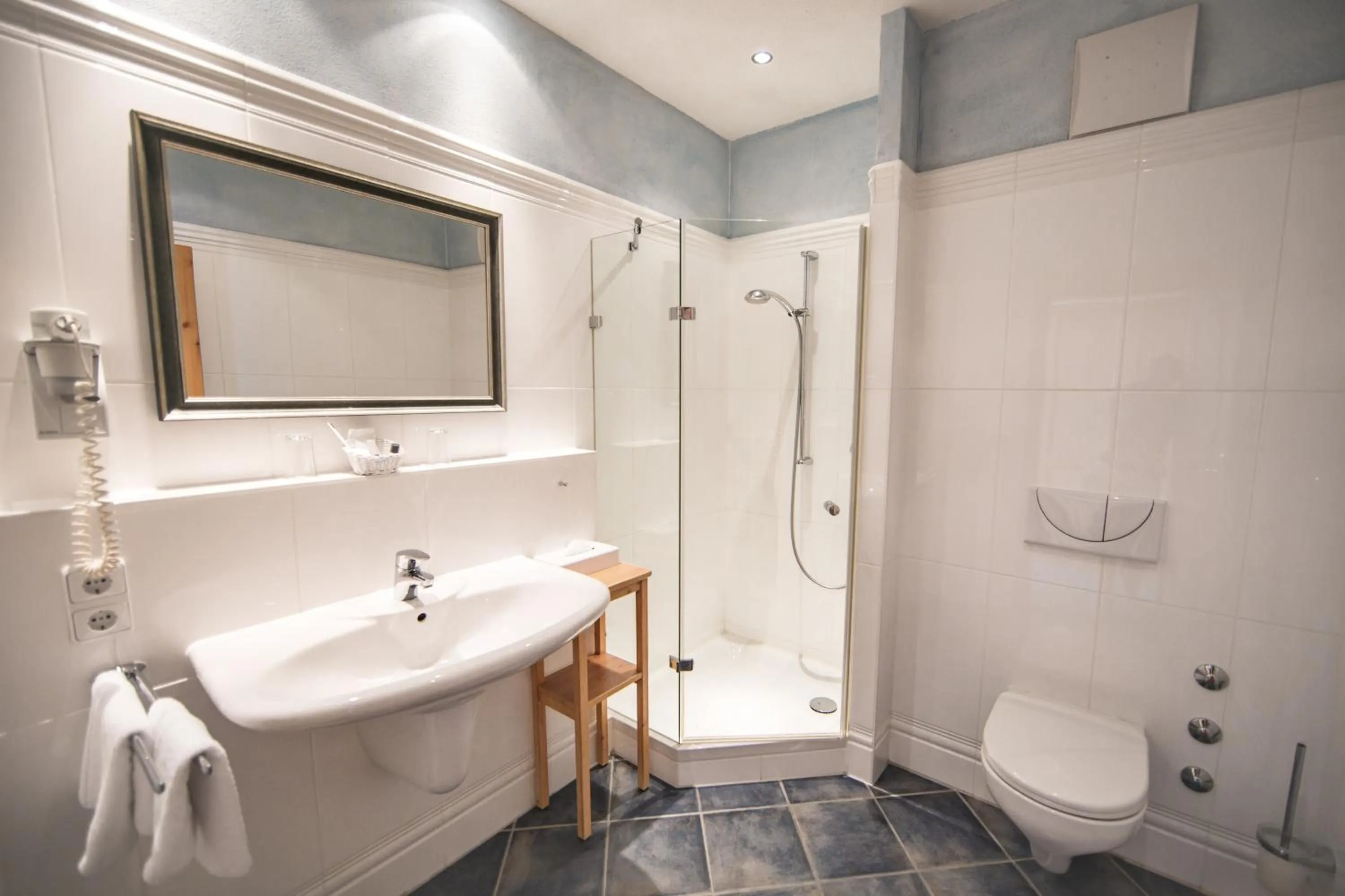 Bathroom in Glasl's Landhotel