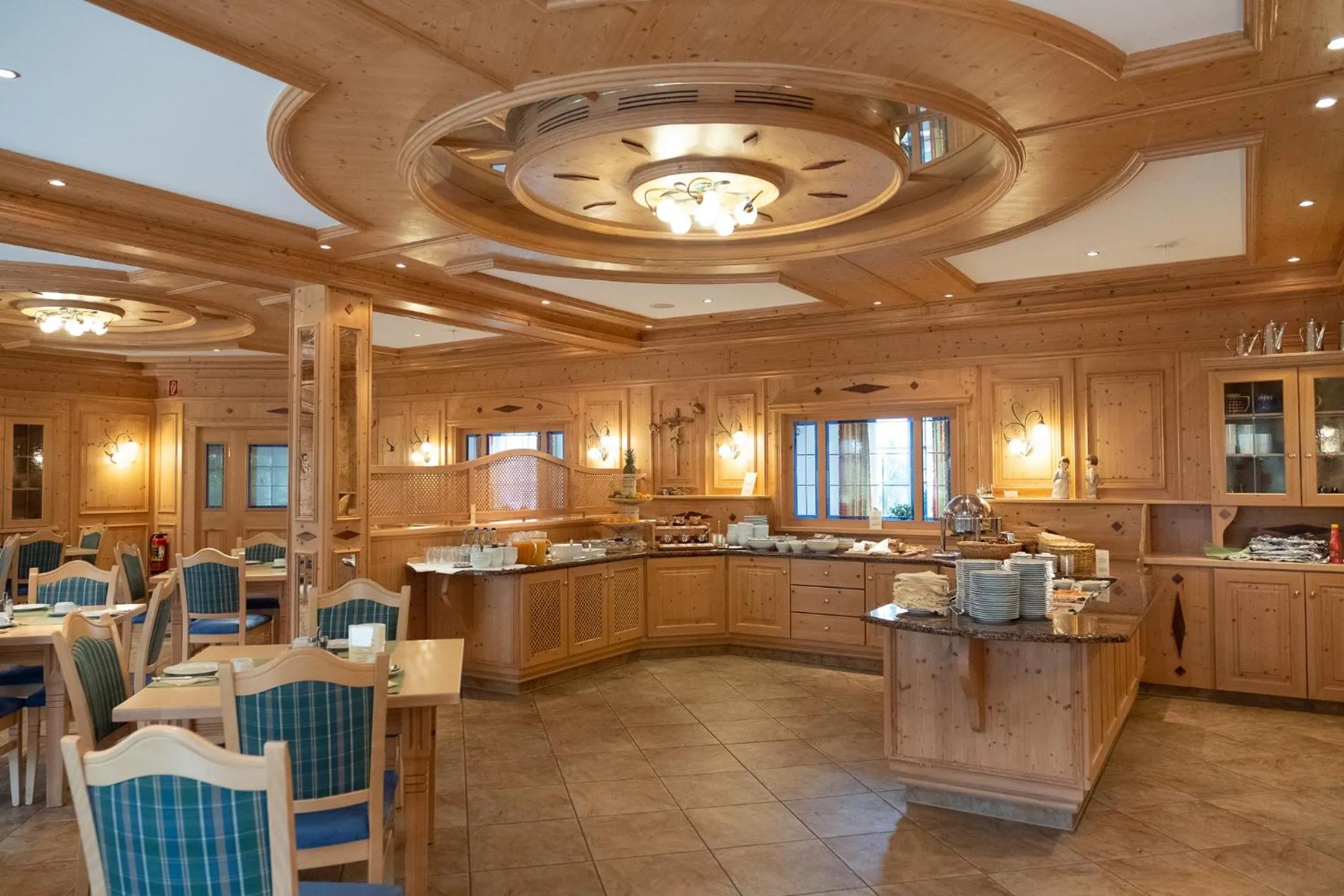 Buffet breakfast in Glasl's Landhotel