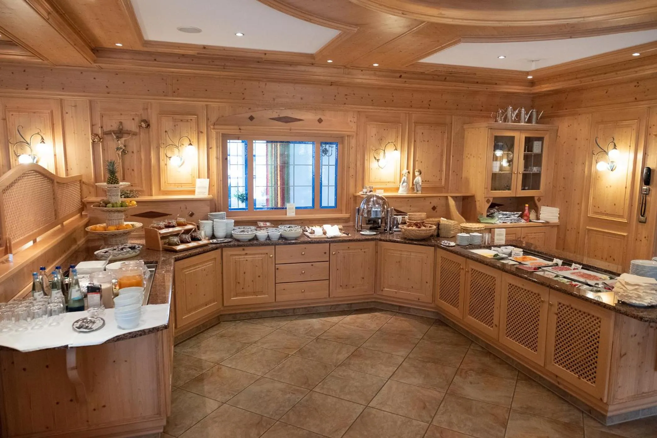 Buffet breakfast in Glasl's Landhotel