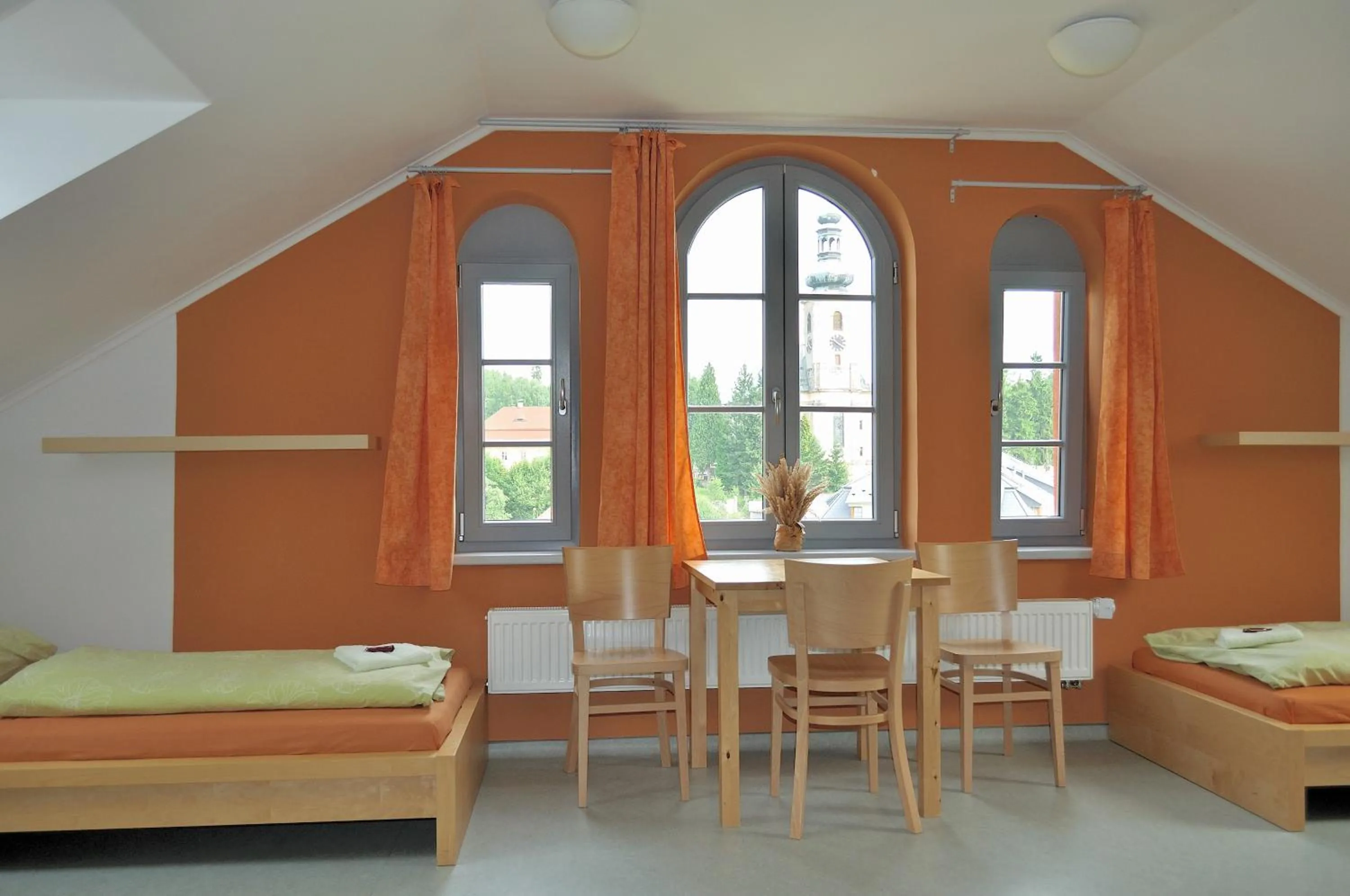Quadruple Room in Hostel Lípa - Továrna
