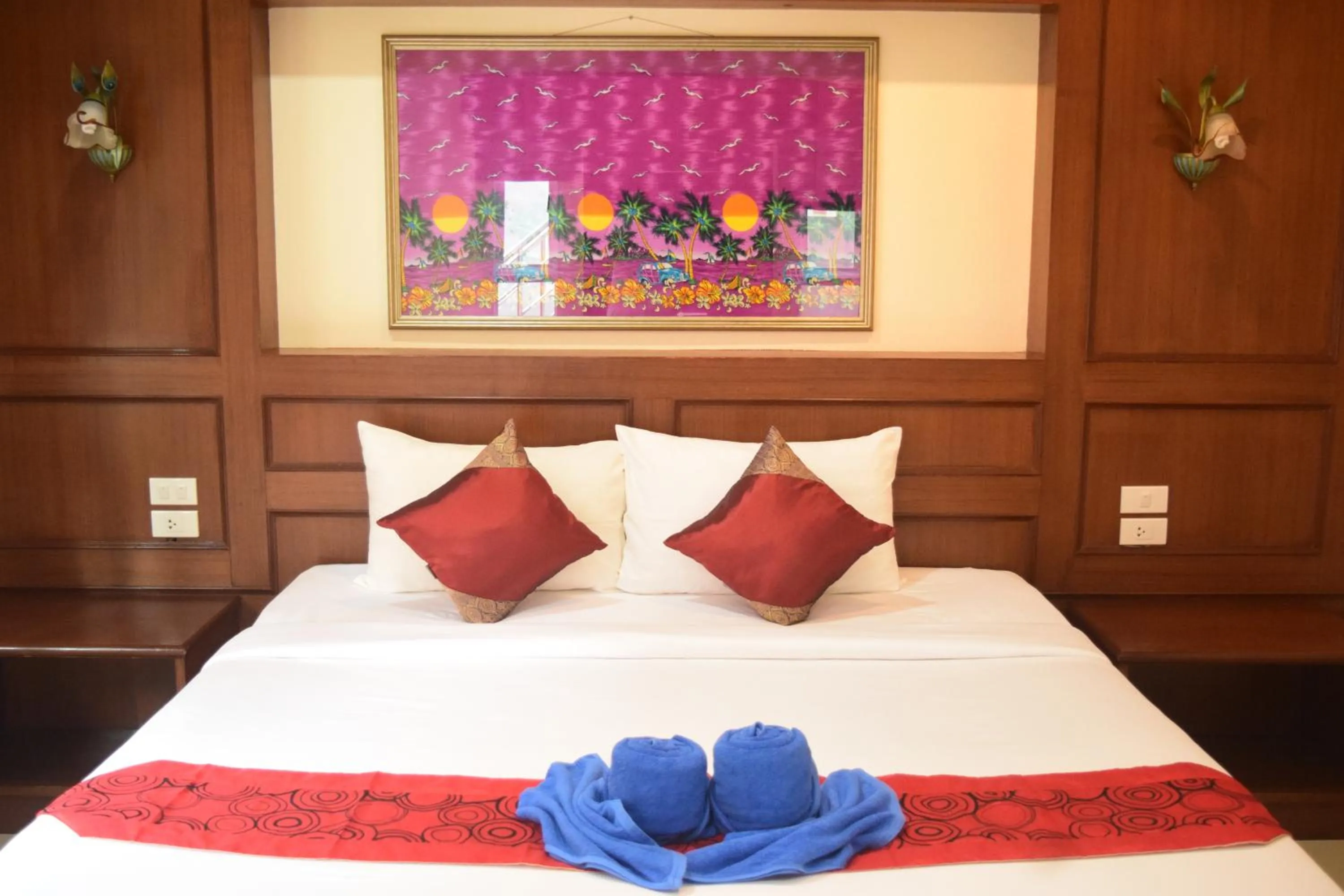 Bed in Tamarind Lanta Resort