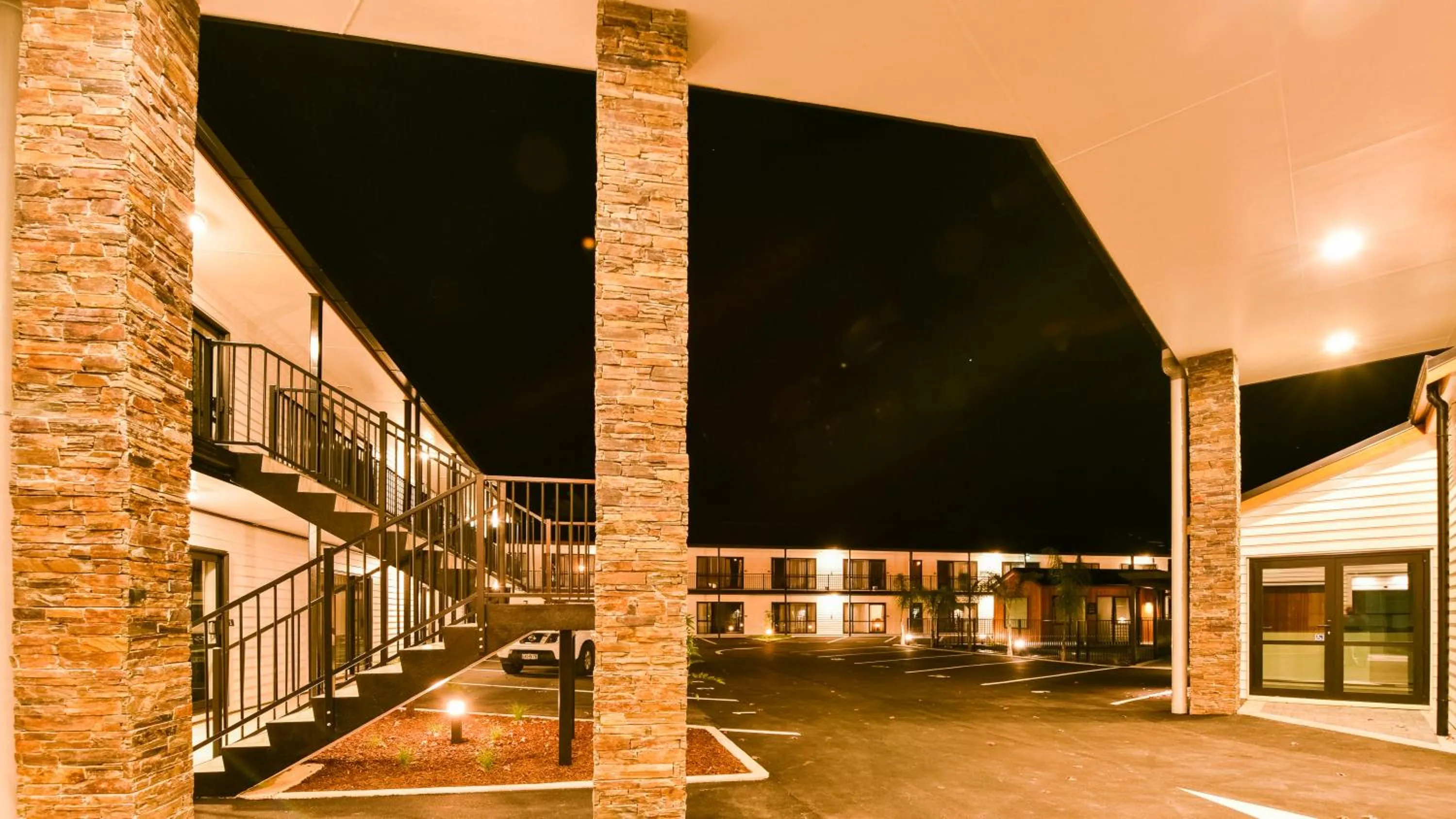 Property building in ASURE Rotorua International Motor Inn