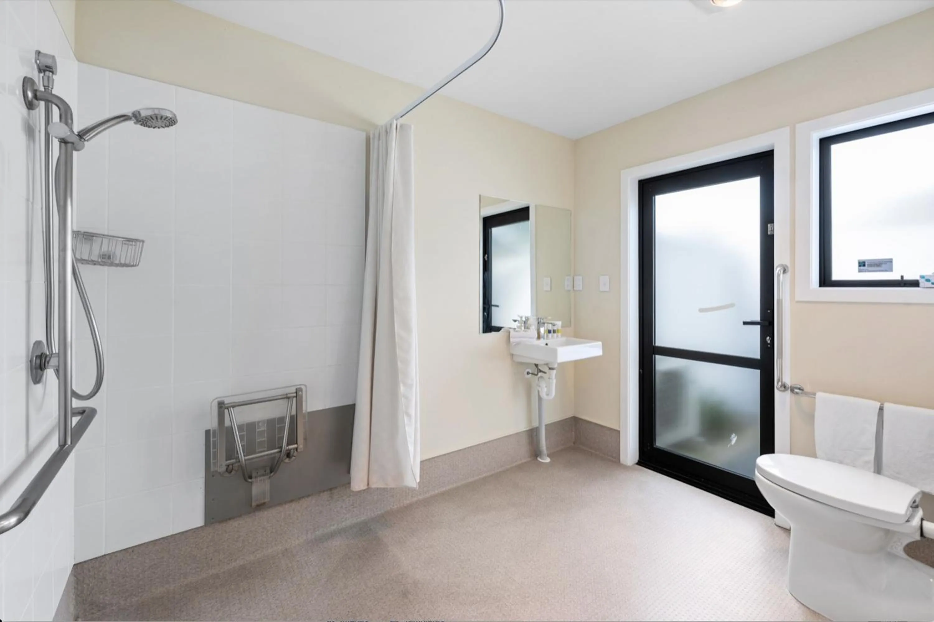 Shower in ASURE Rotorua International Motor Inn