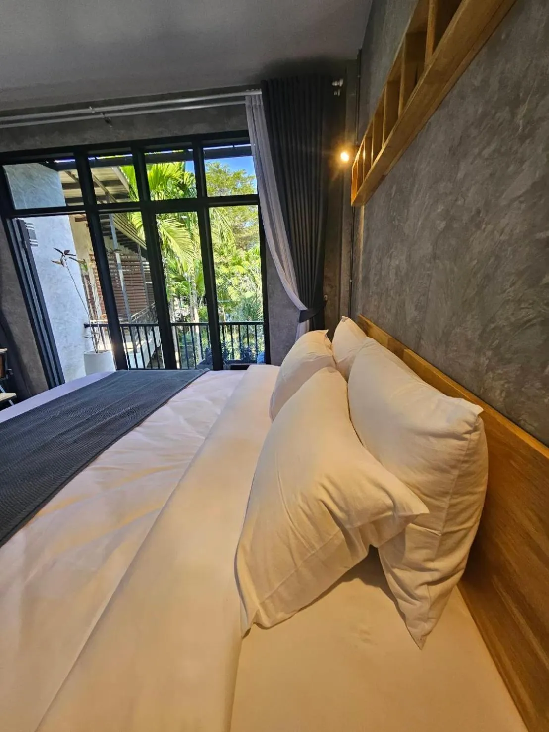 Bed in The Picturebook Guesthouse