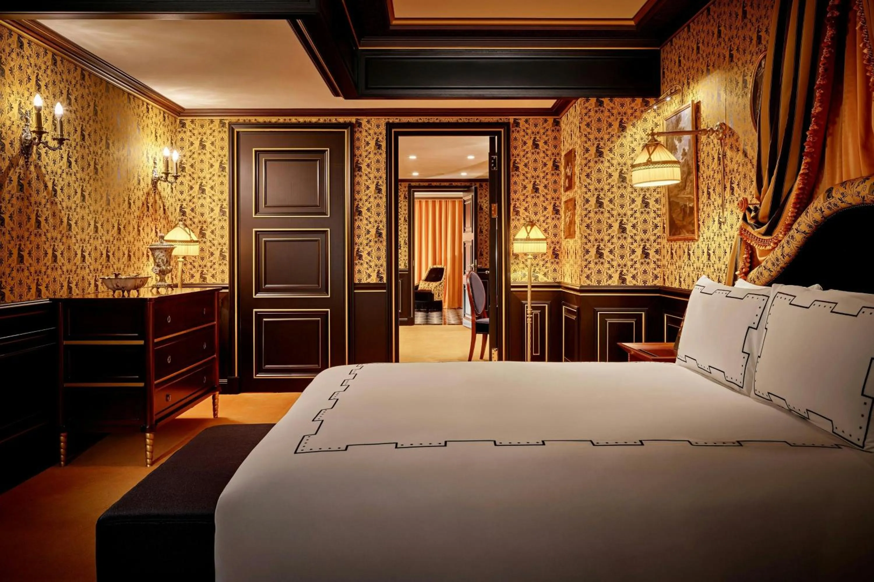 Bedroom, Bed in L’Escape, a Luxury Collection Hotel, Seoul Myeongdong