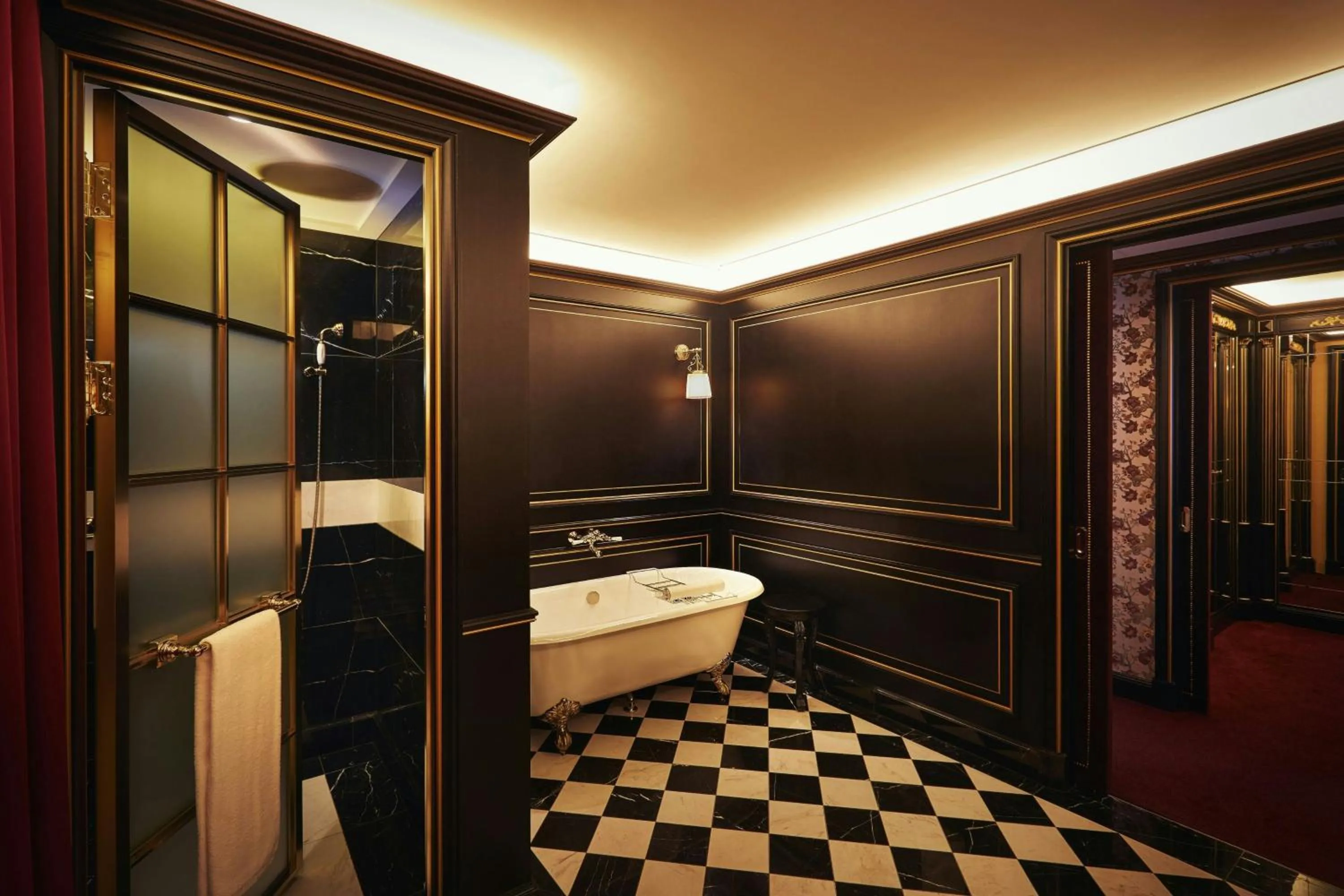 Bathroom in L’Escape, a Luxury Collection Hotel, Seoul Myeongdong