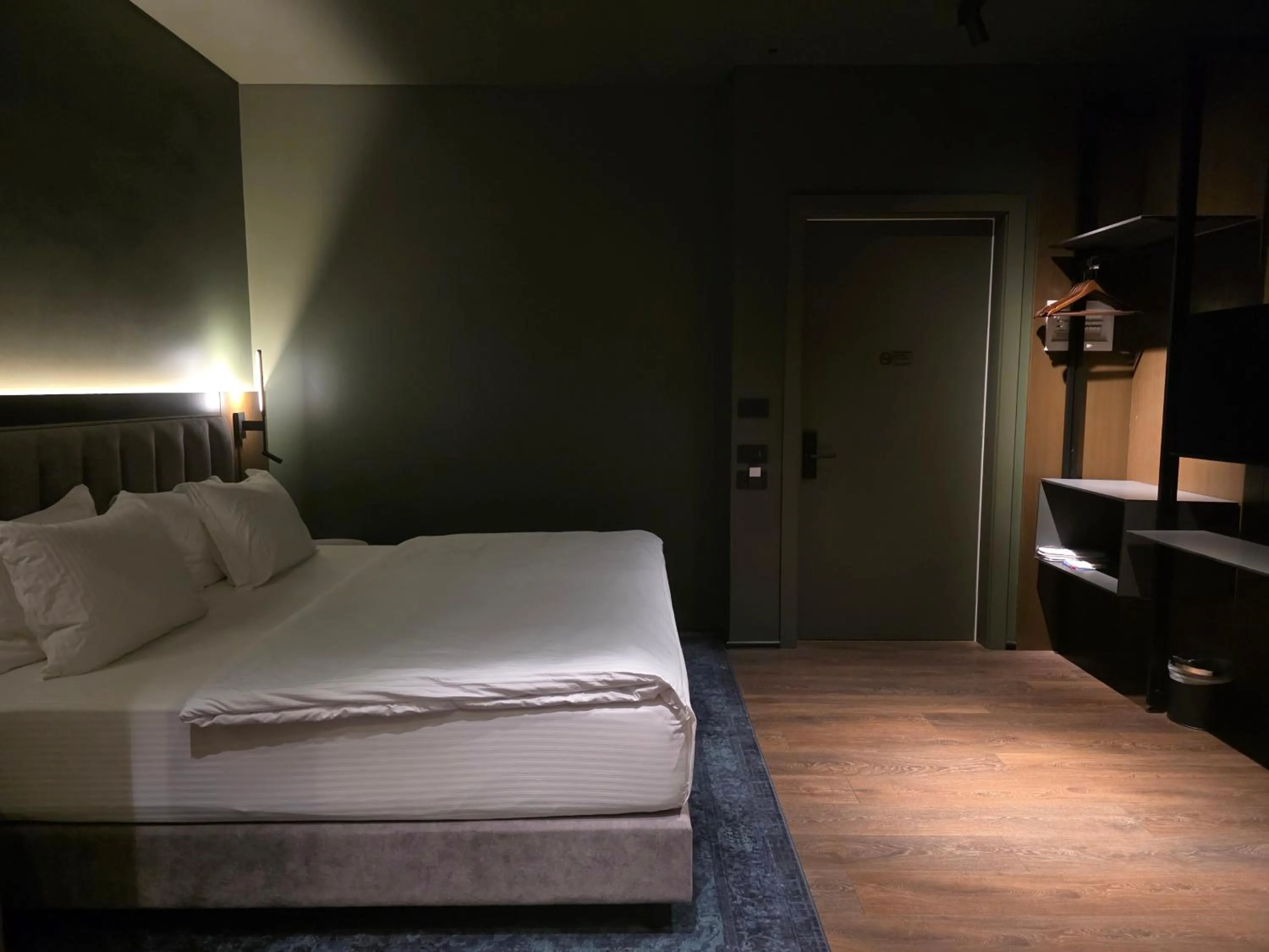 Bed in Mondial Hotel