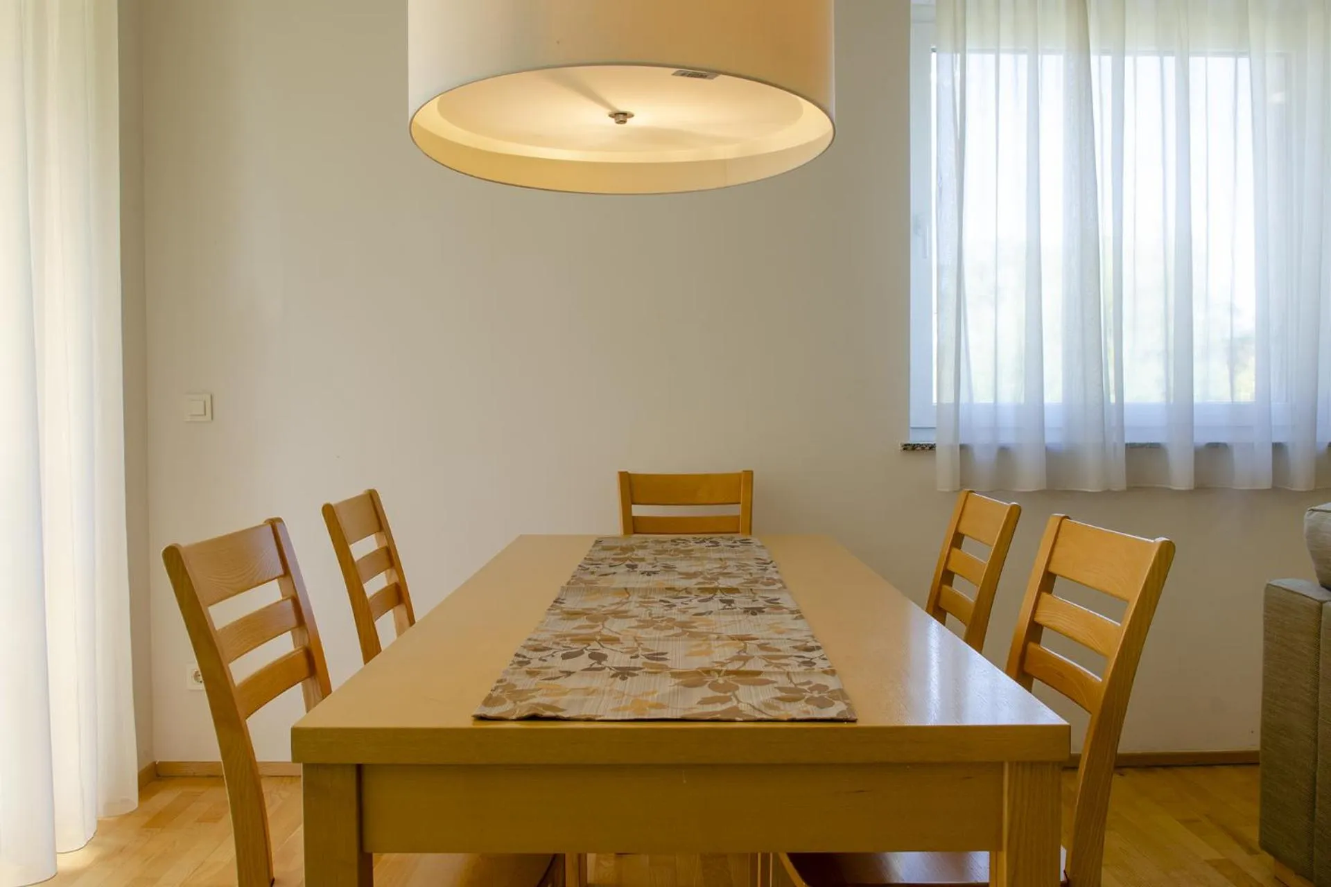 Dining area in Villa Mari I