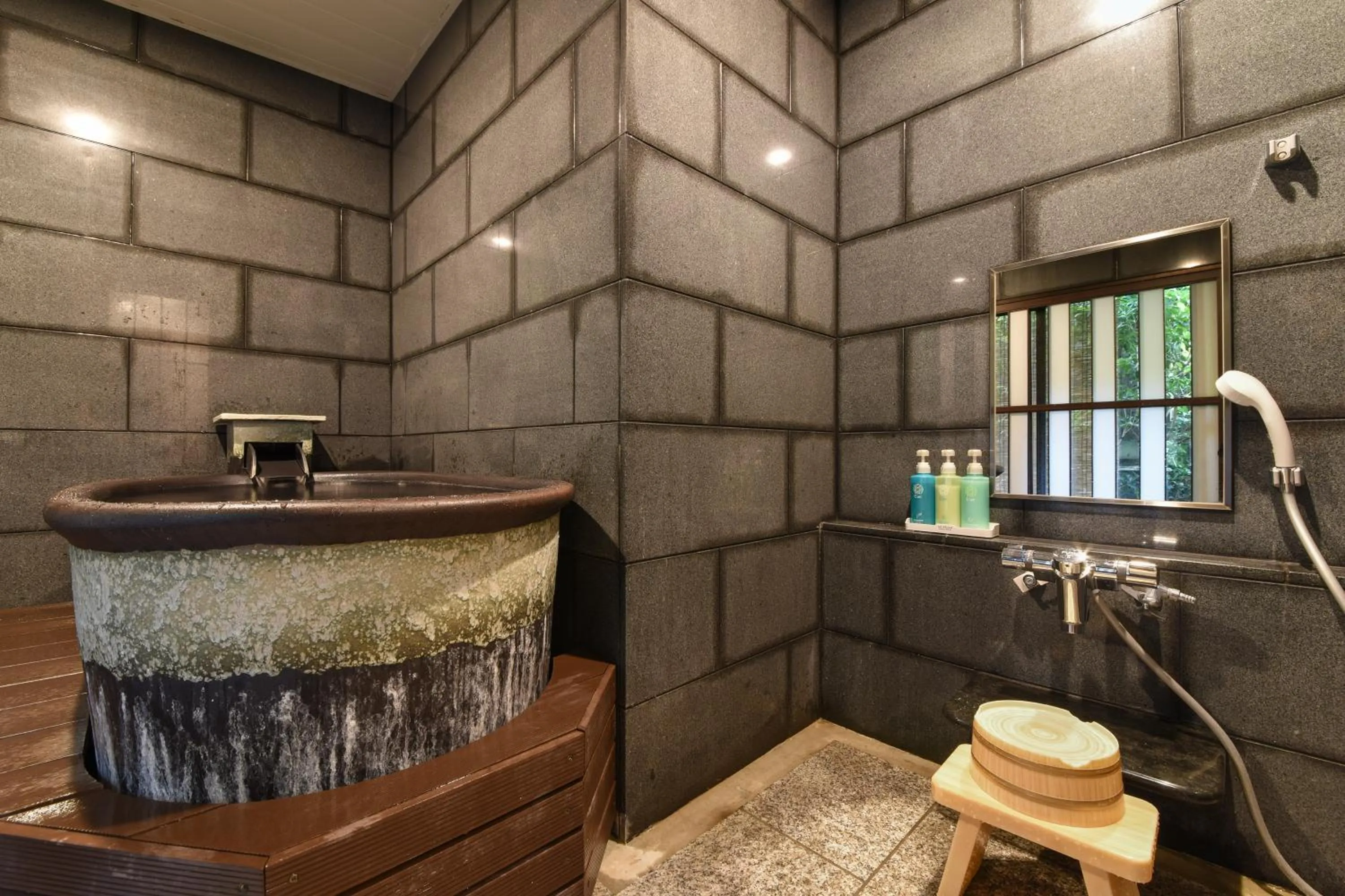 Hot Spring Bath in Arima Onsen Koki