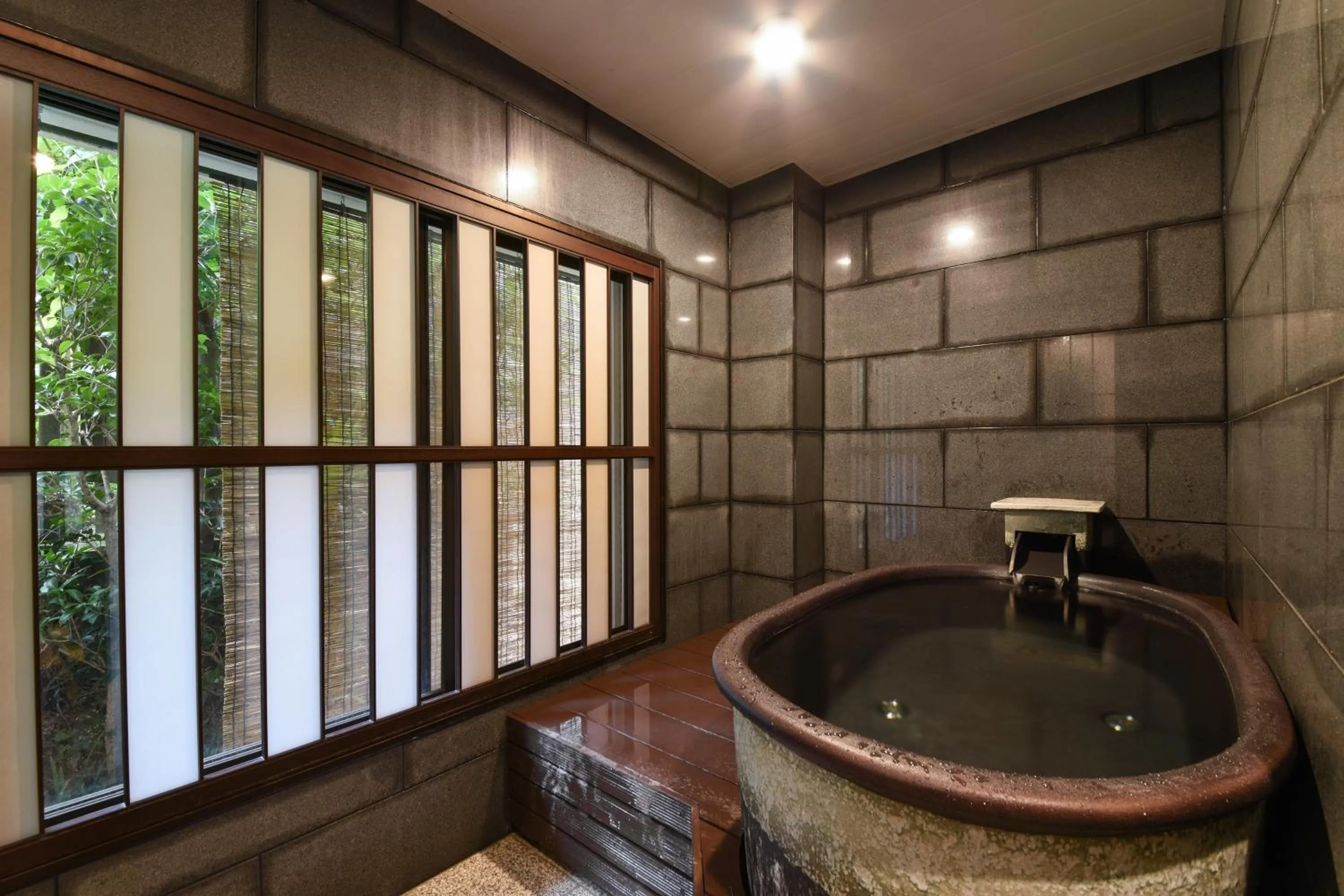 Hot Spring Bath in Arima Onsen Koki