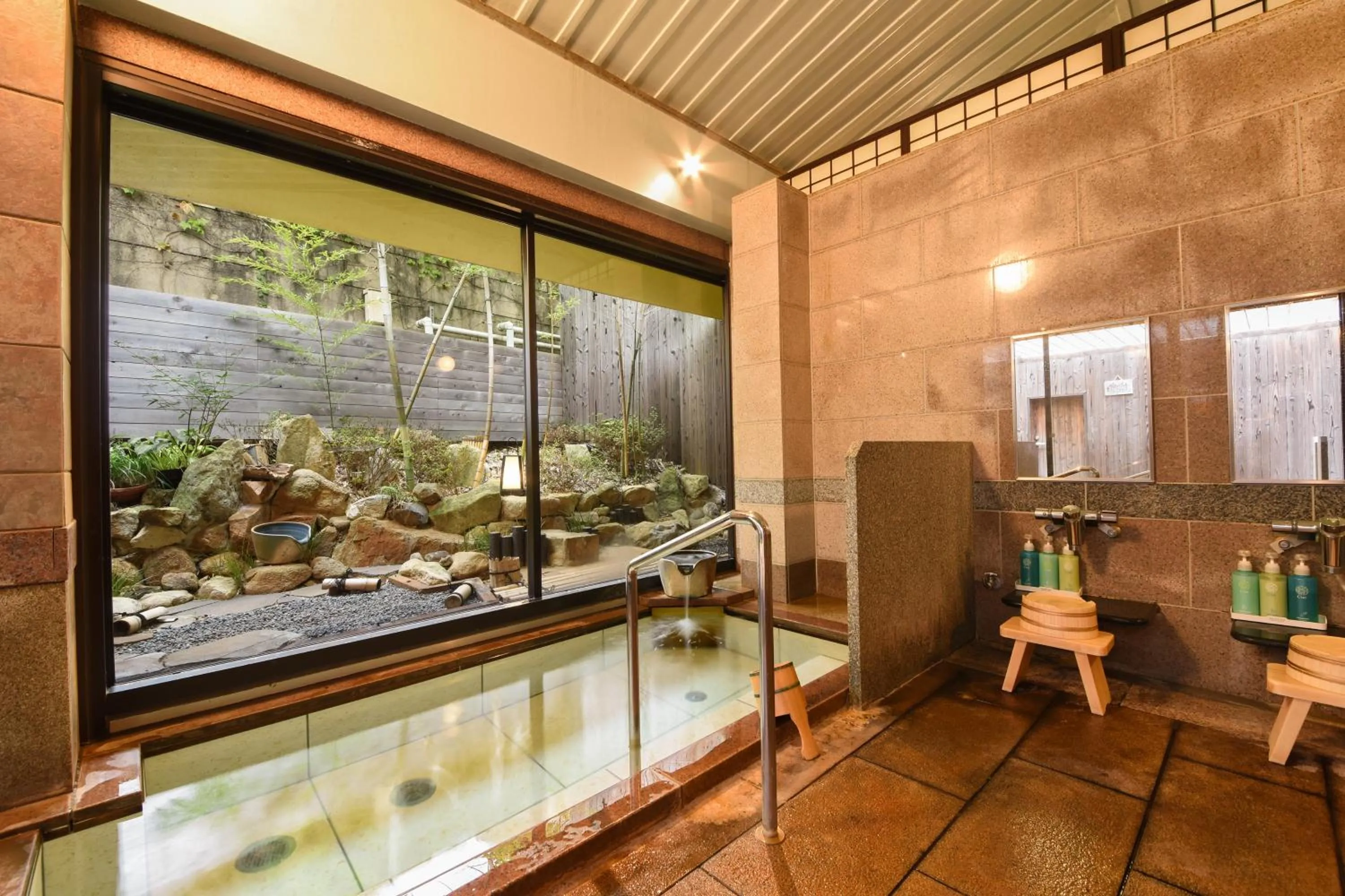 Hot Spring Bath in Arima Onsen Koki