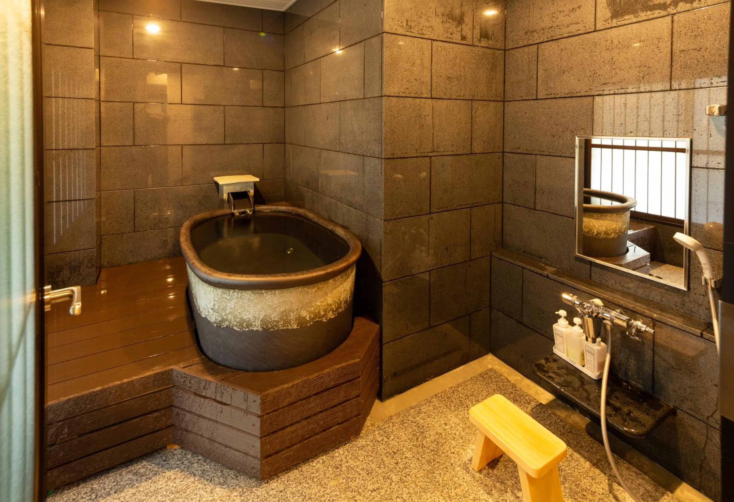 Hot Spring Bath in Arima Onsen Koki