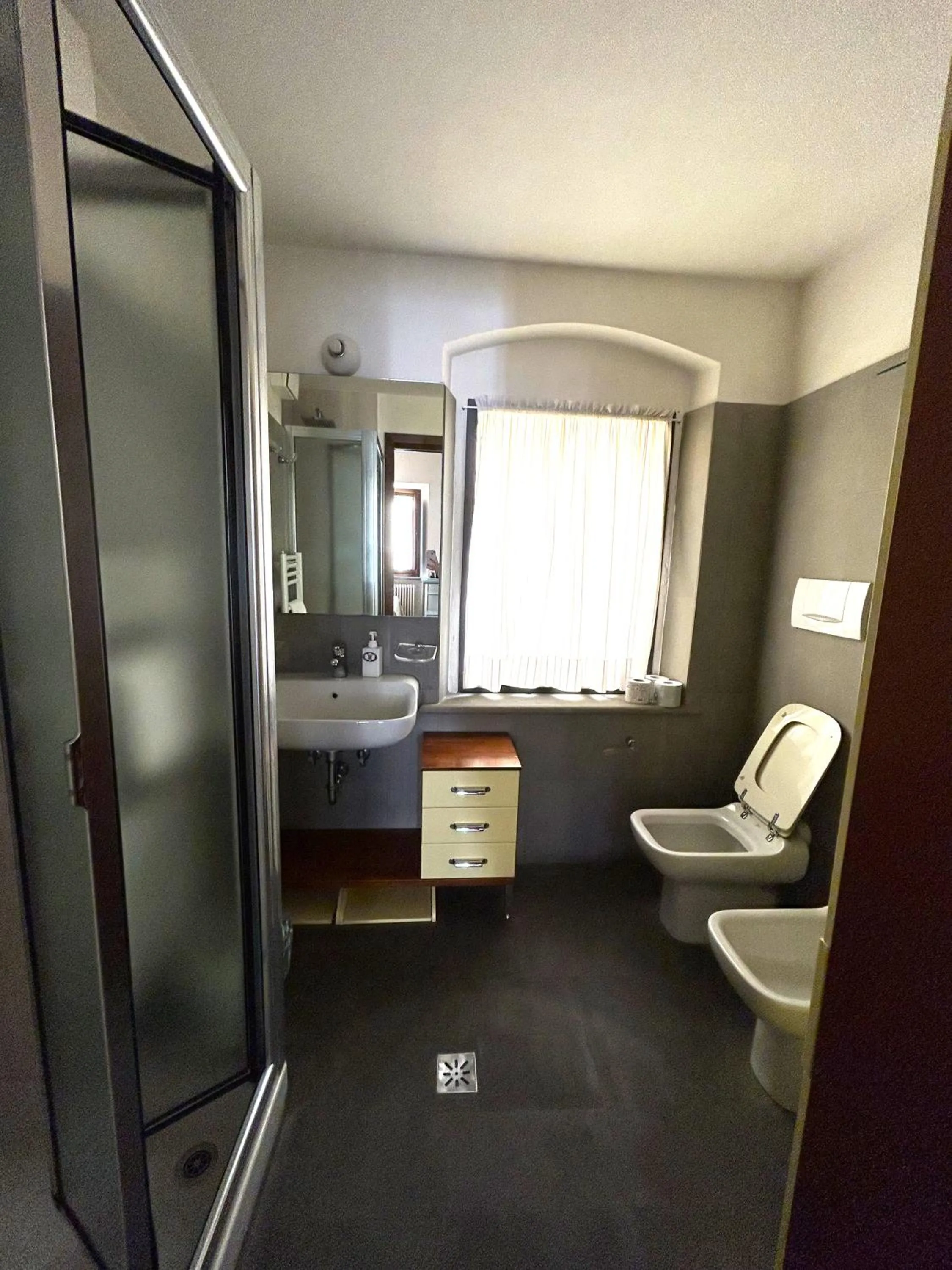 Bathroom in La Corte Del Re Suite & Rooms Arezzo