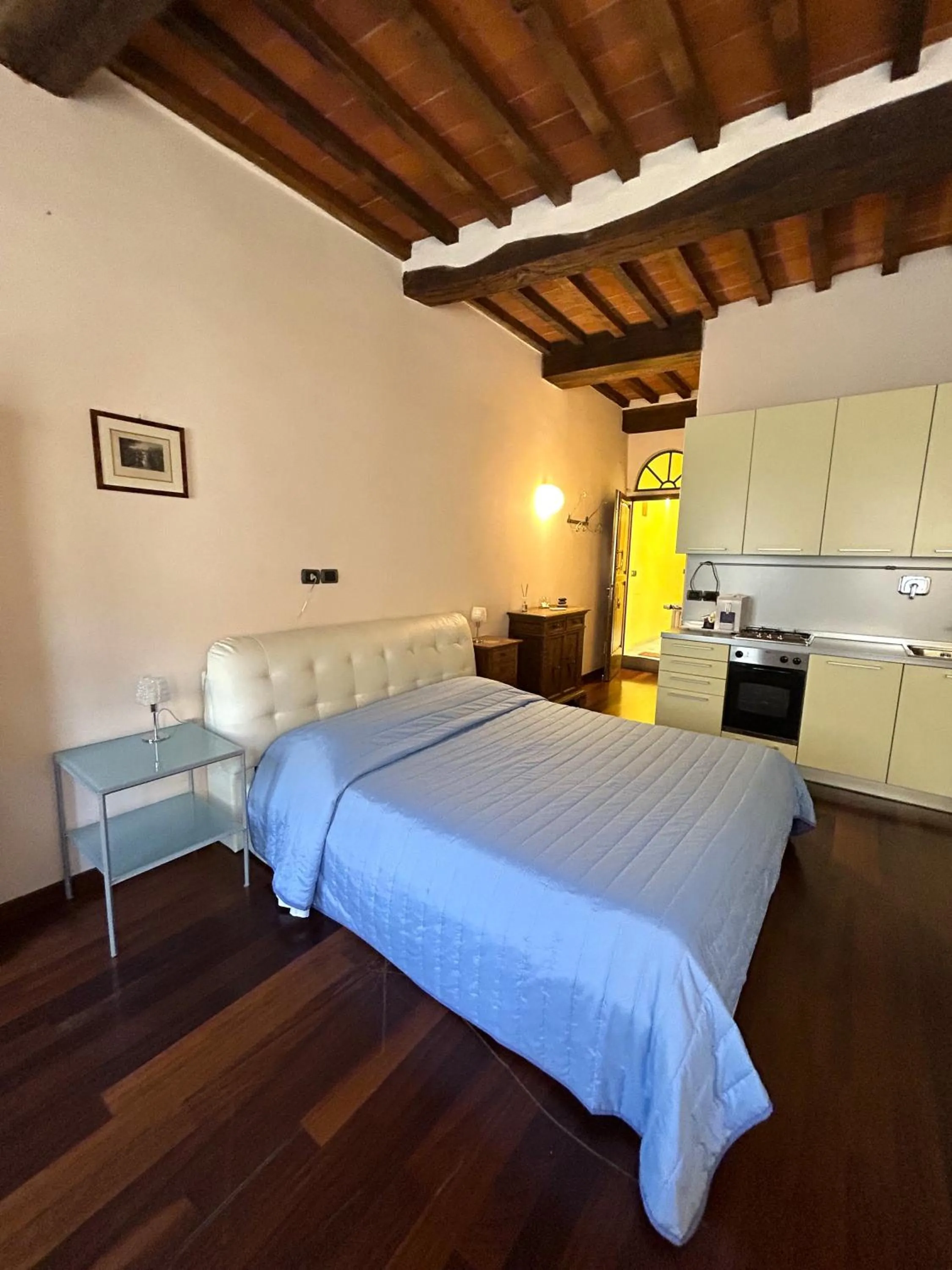 Bedroom, Bed in La Corte Del Re Suite & Rooms Arezzo