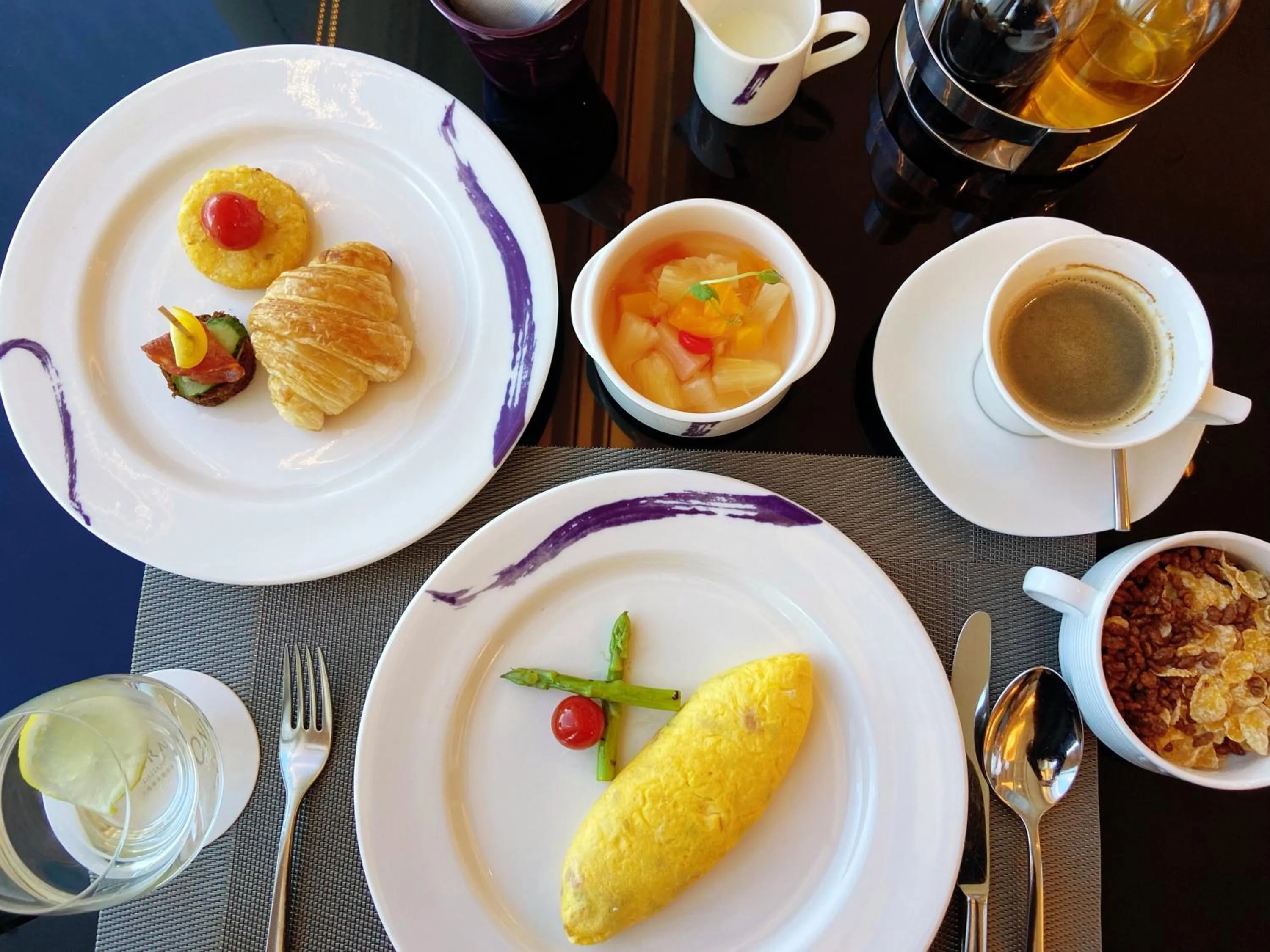 Breakfast in Conrad Dalian