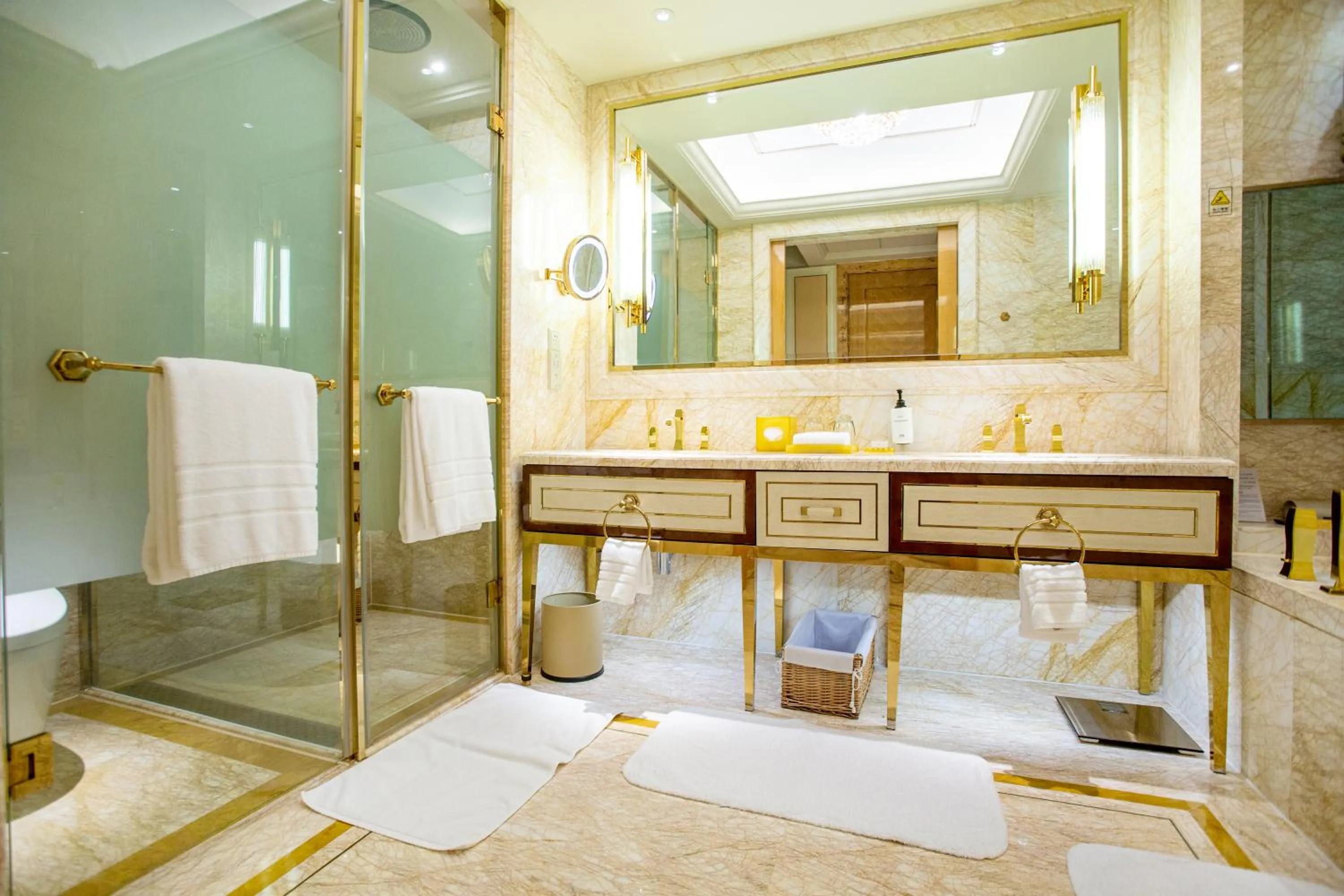 Bathroom in Conrad Dalian