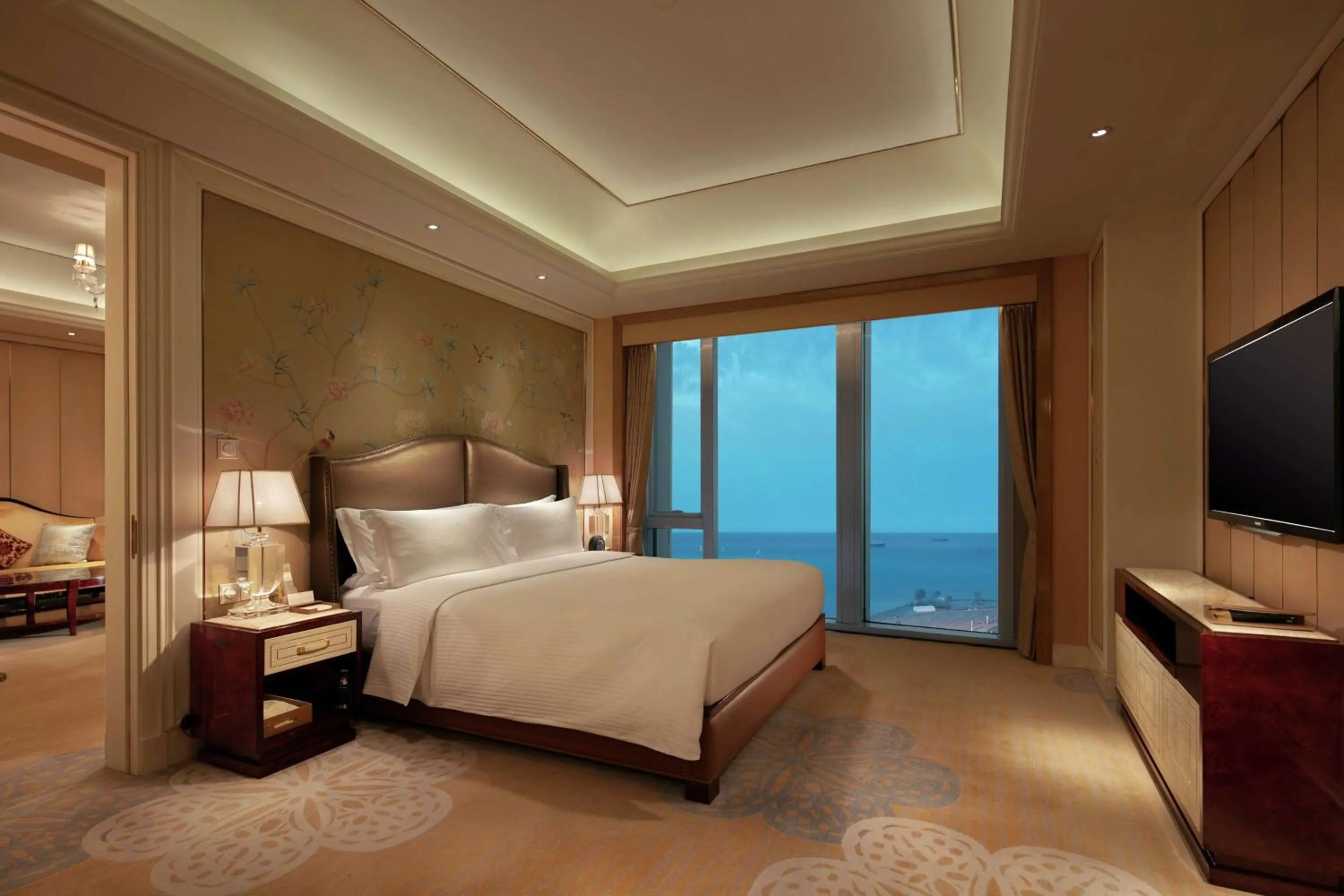 Bedroom, Bed in Conrad Dalian