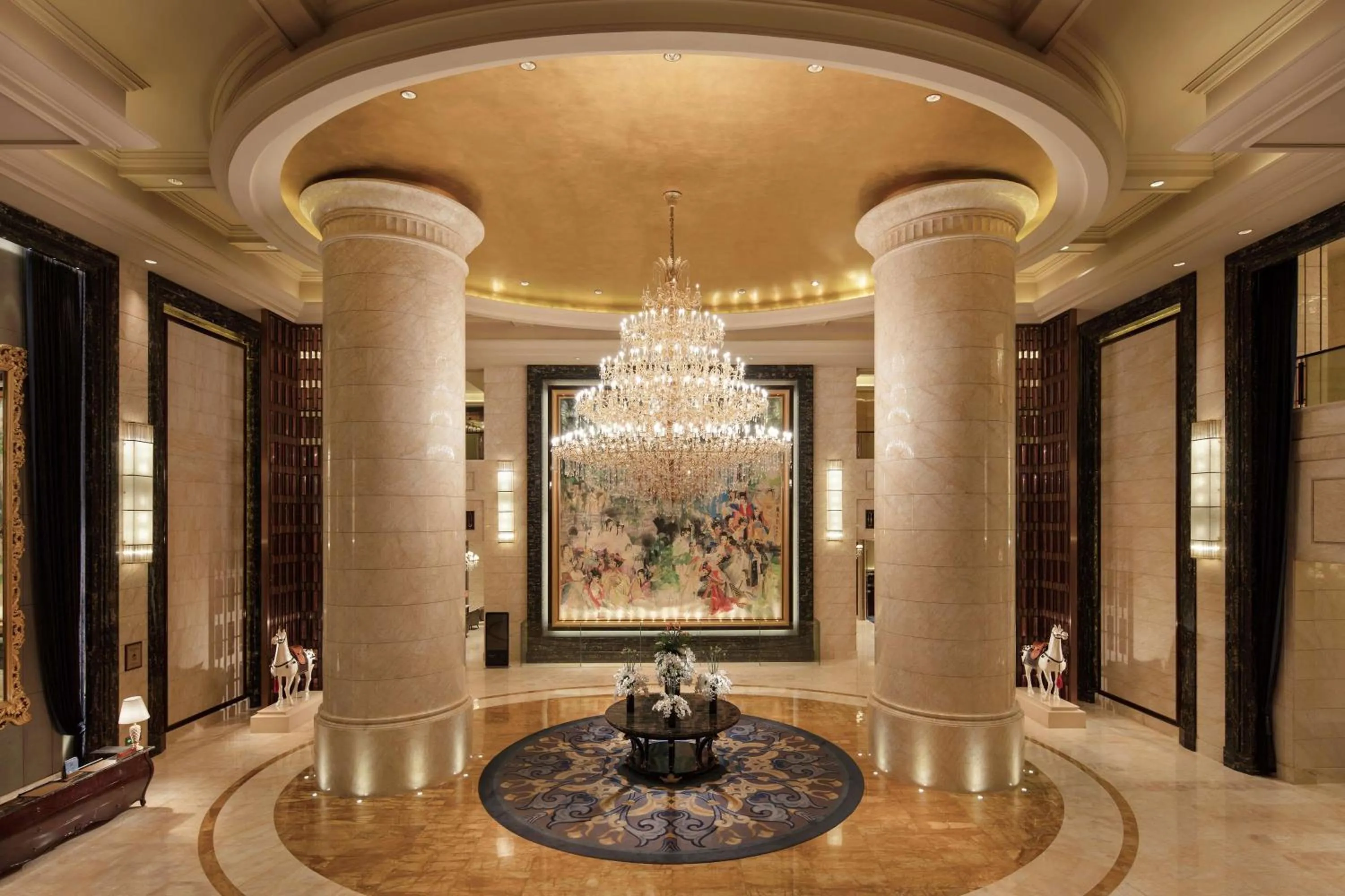 Lobby or reception in Conrad Dalian