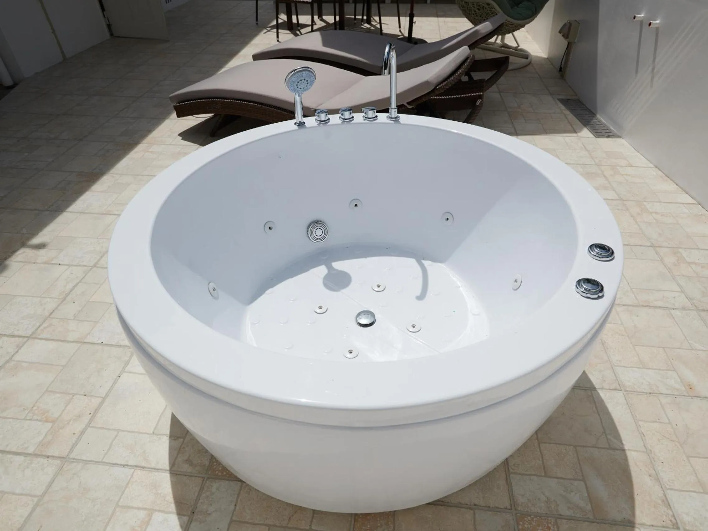 Hot Tub in ADAN RESORT 風 - Fu -