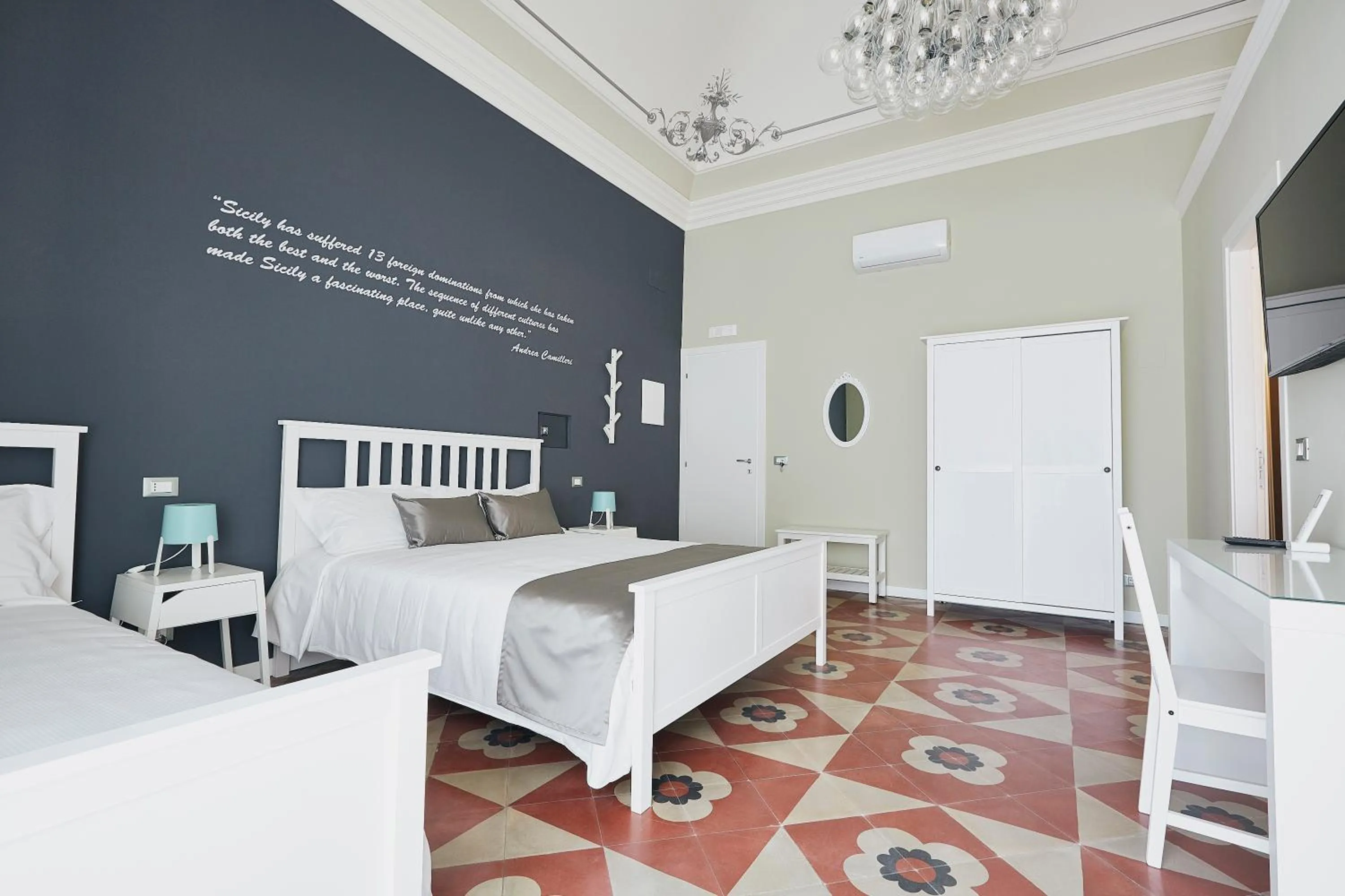 Photo of the whole room, Bed in Corte dei medici - Palace