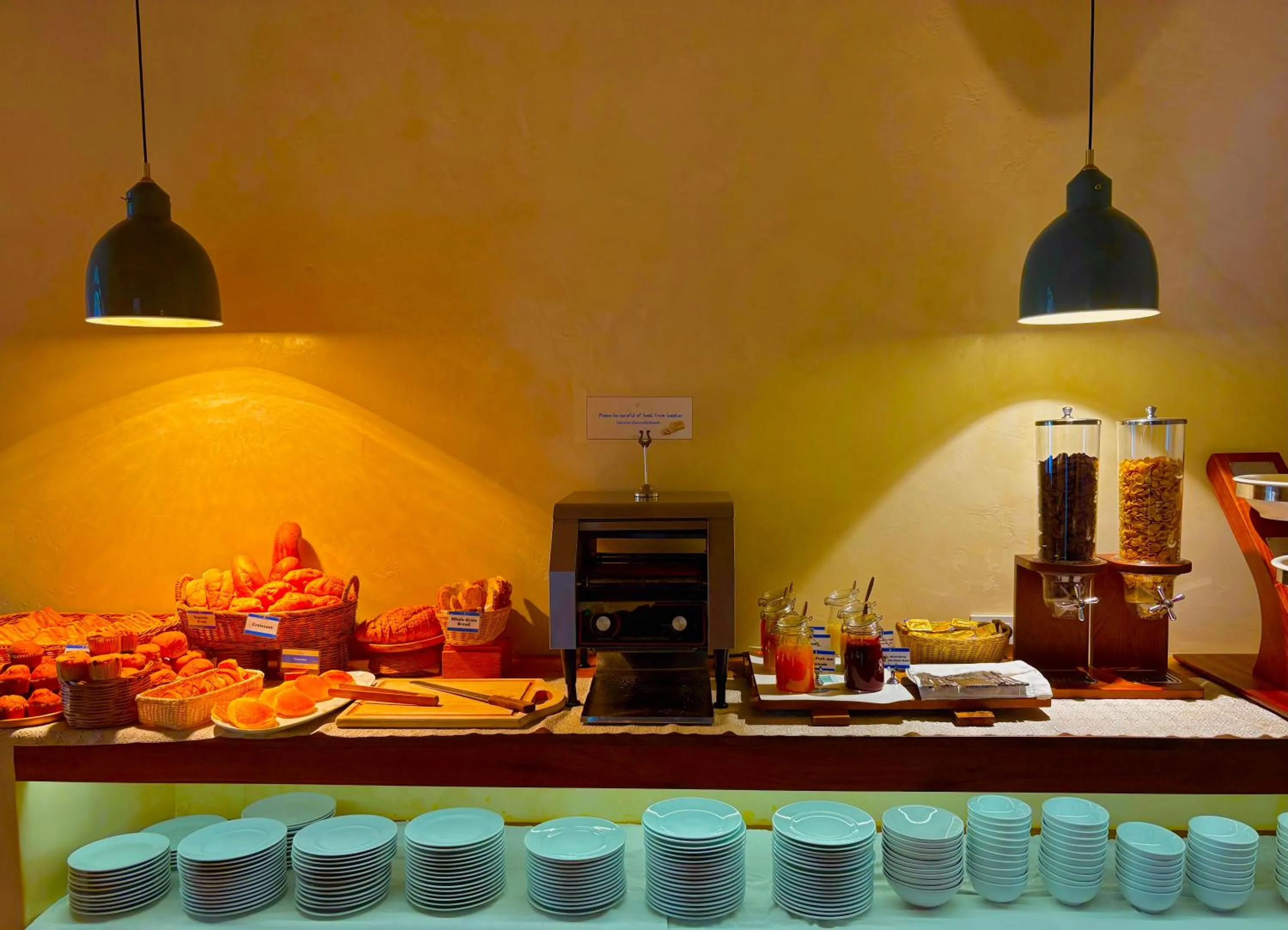 Buffet breakfast in The Oia Pai Resort