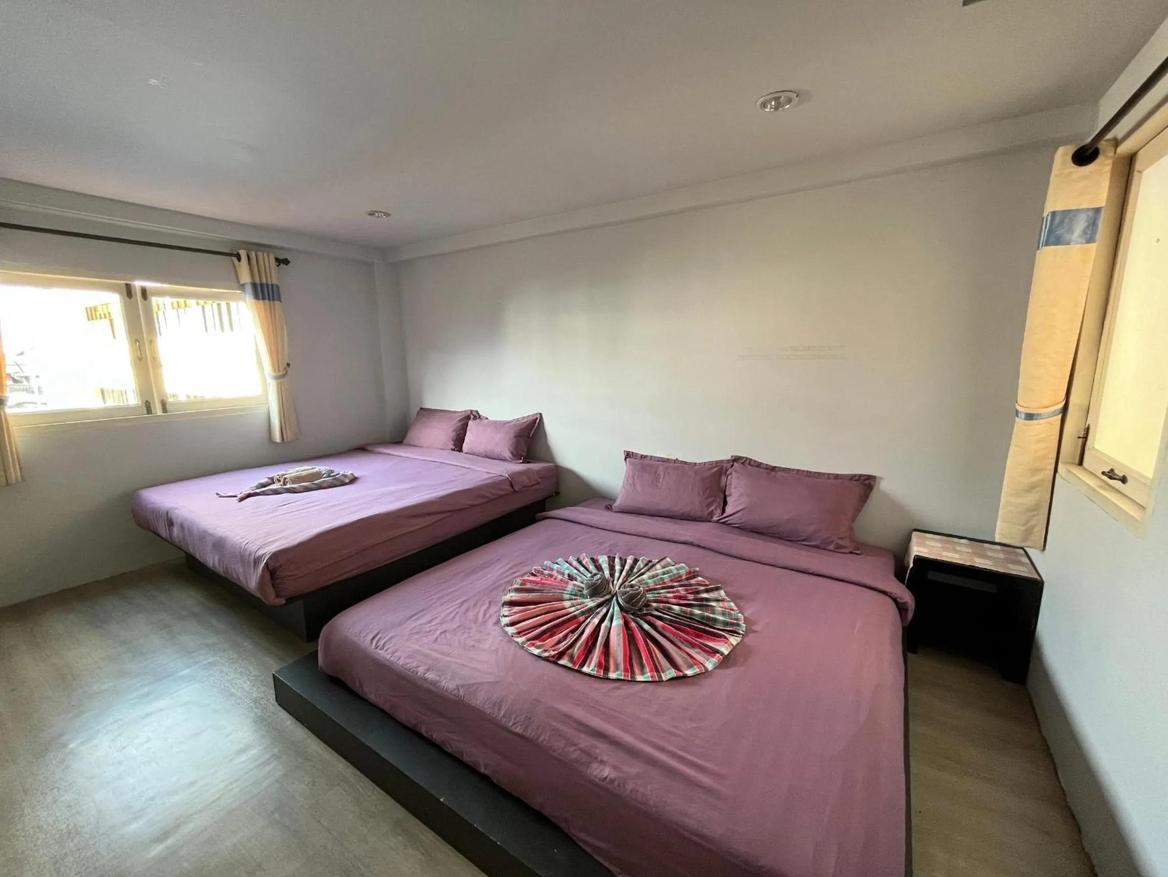 Bed in Dozy Lamoon House