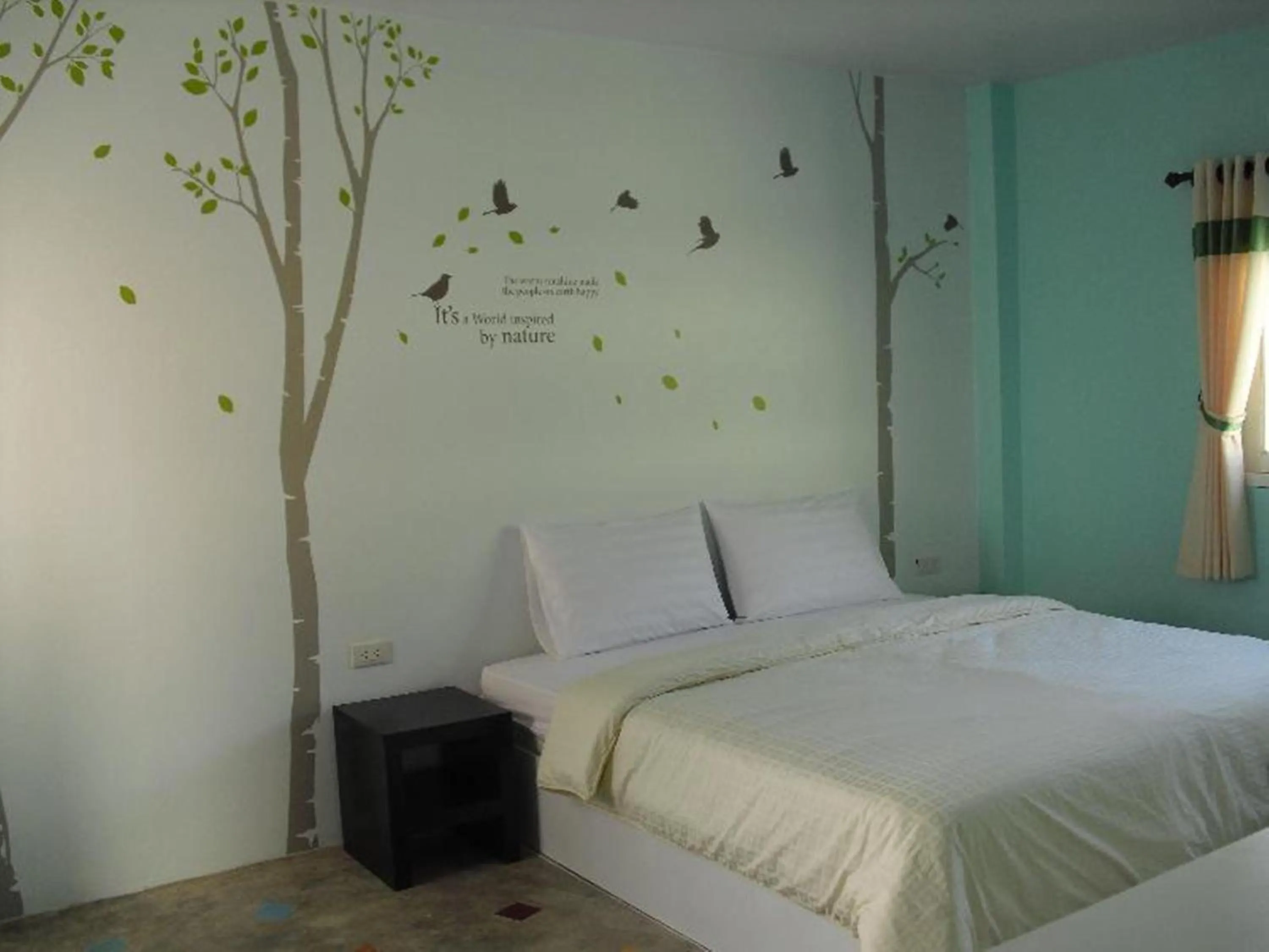 Bed in Dozy Lamoon House