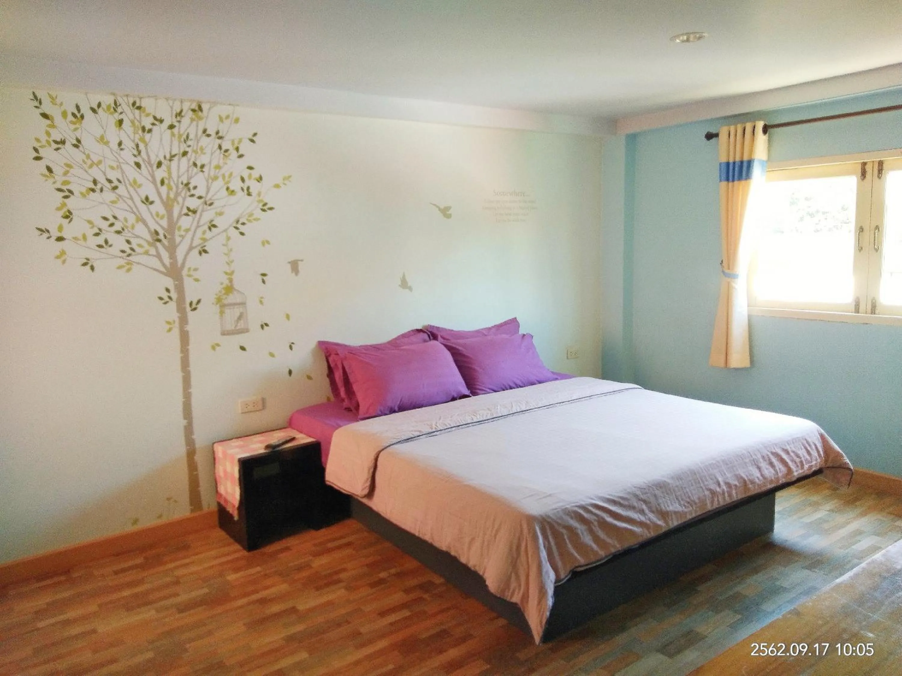 Bedroom, Bed in Dozy Lamoon House