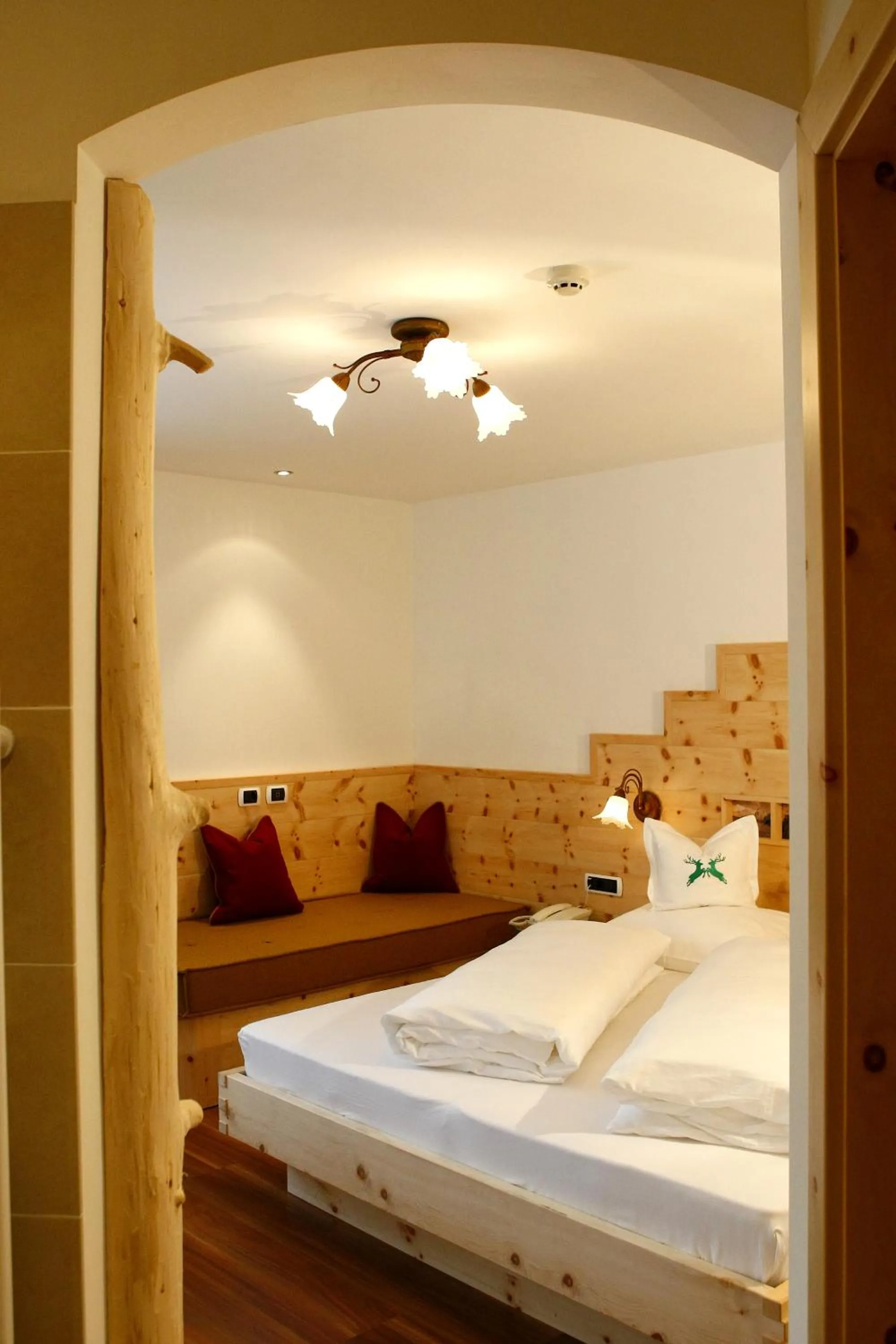 Bedroom, Bed in Hotel Edda