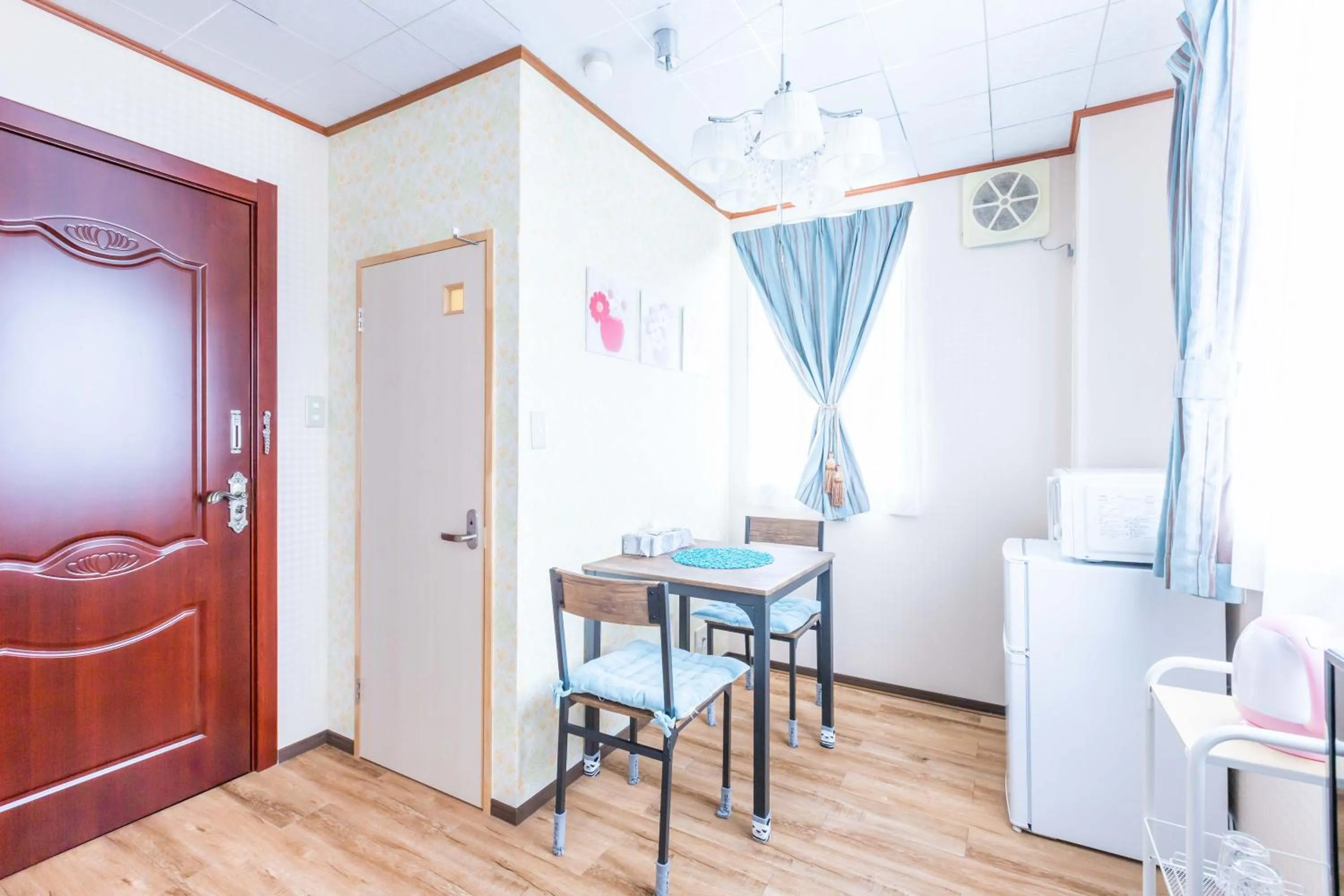 Dining area in Senjoarashi