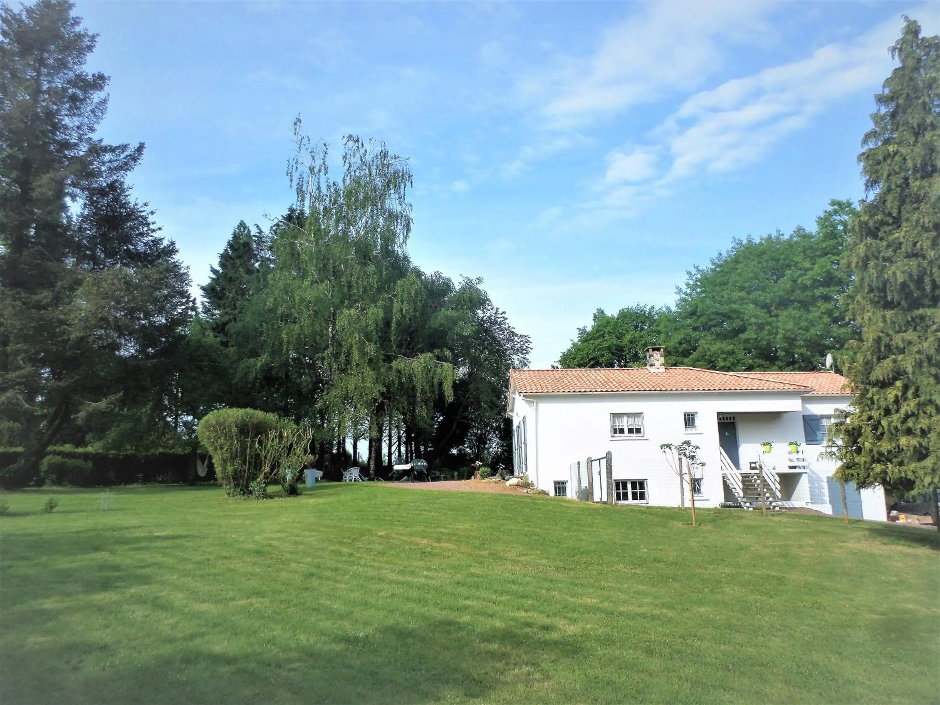 Property building in La Folie