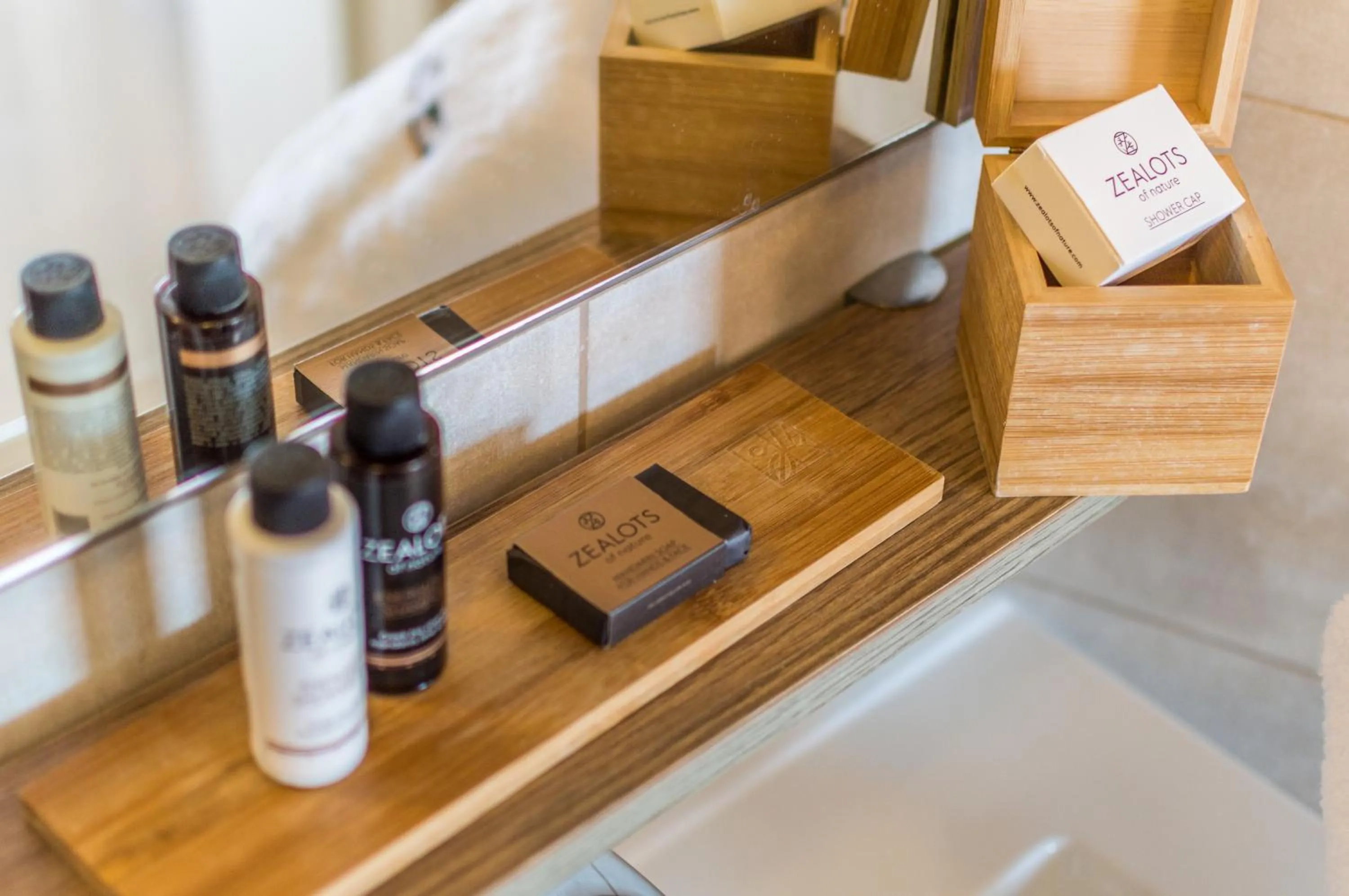 Bathroom in Pela Mare Hotel